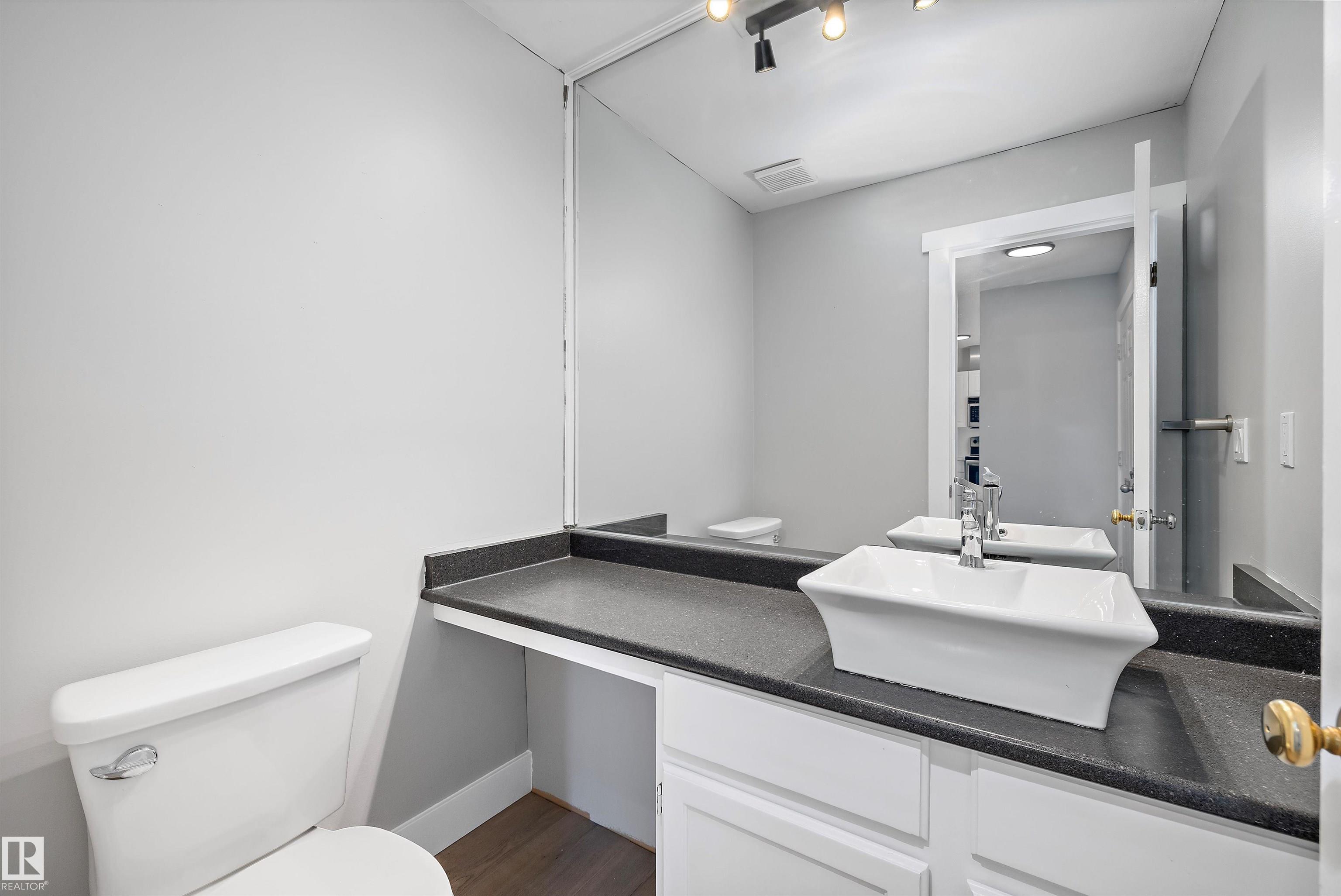 Photo 10 at 1511 Lakeside green, Grandin, St. Albert
