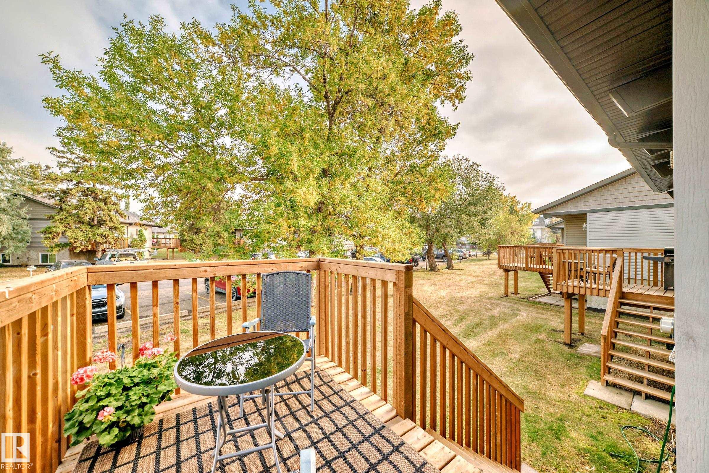 Photo 15 at 8 Northwoods Village NW, Caernarvon, Edmonton
