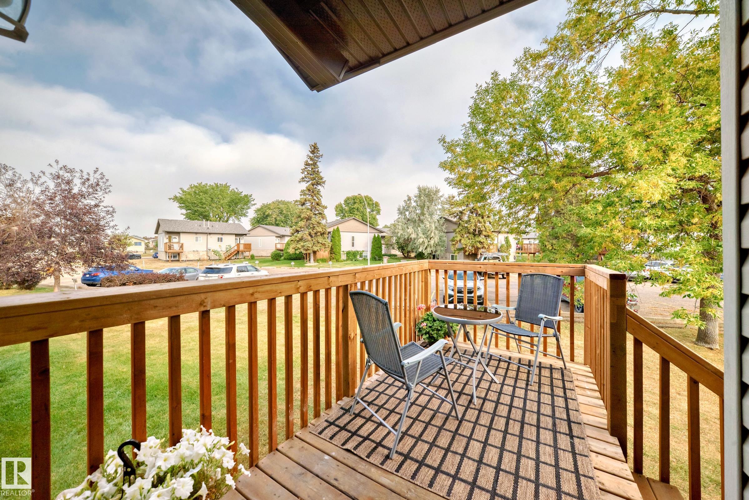 Photo 16 at 8 Northwoods Village NW, Caernarvon, Edmonton