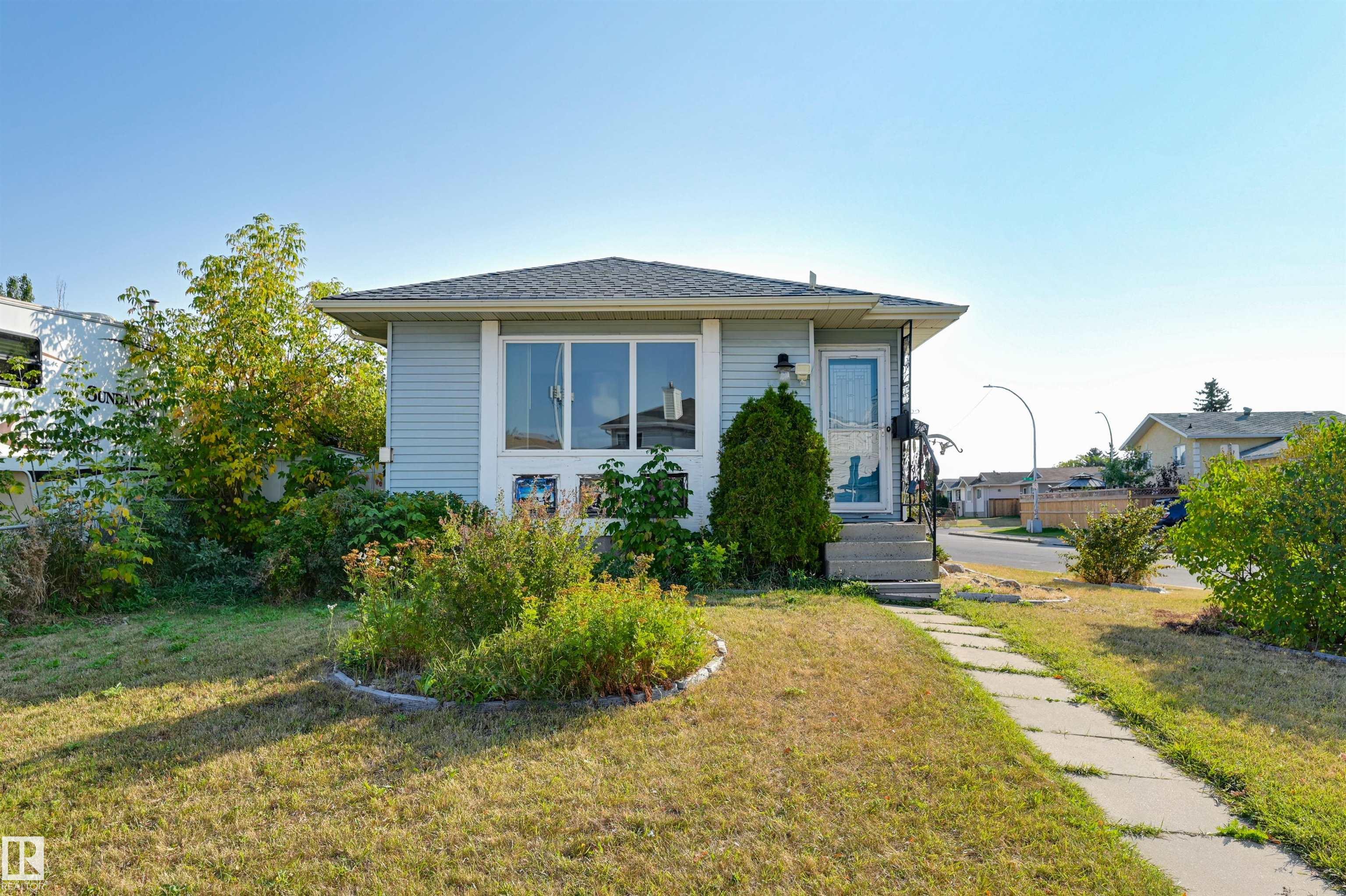 14703 35 Street NW, Kirkness, Edmonton 