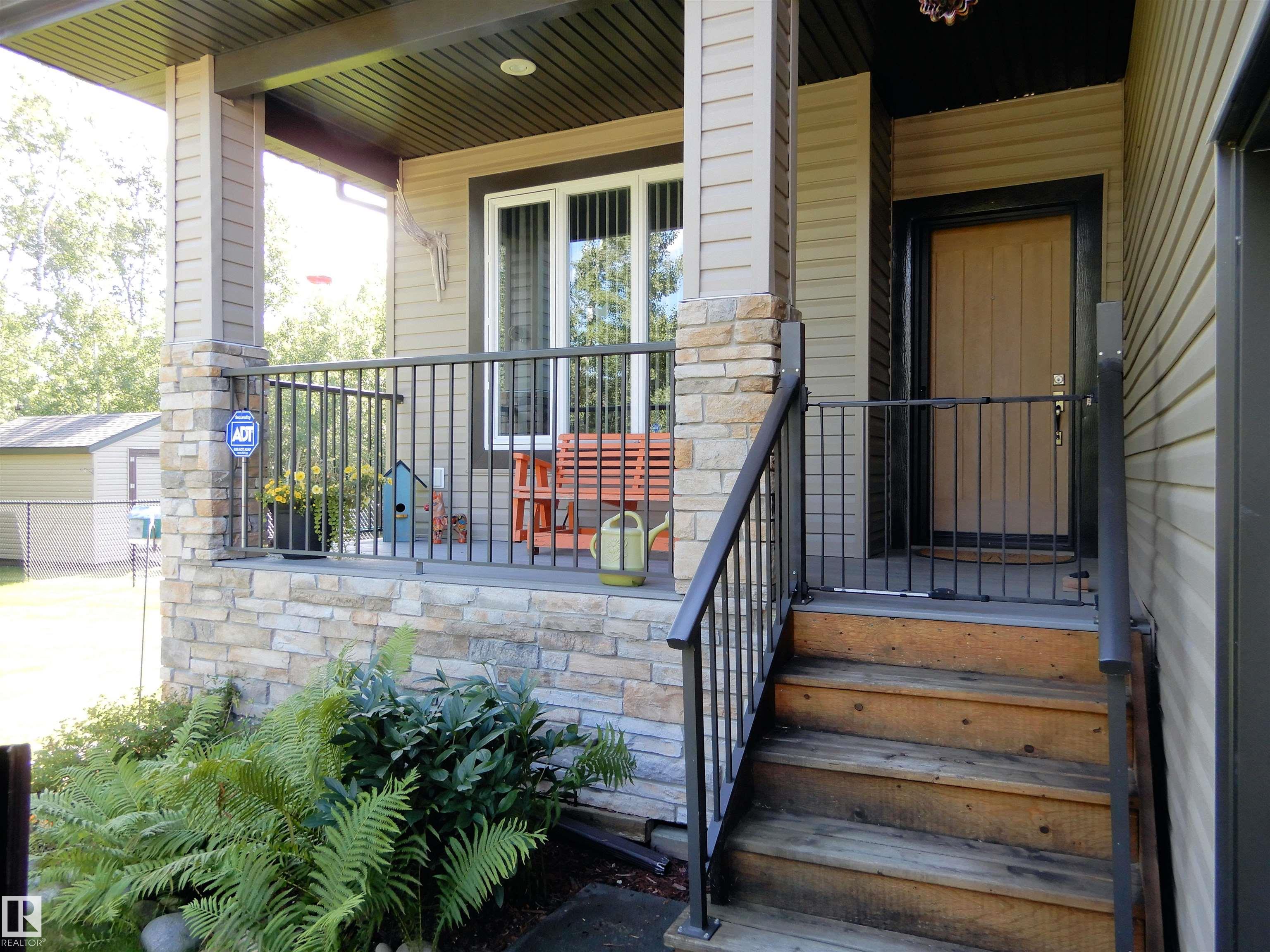 Photo 3 at 25B - 53521 Rge Road 272, Century Gates, Rural Parkland County