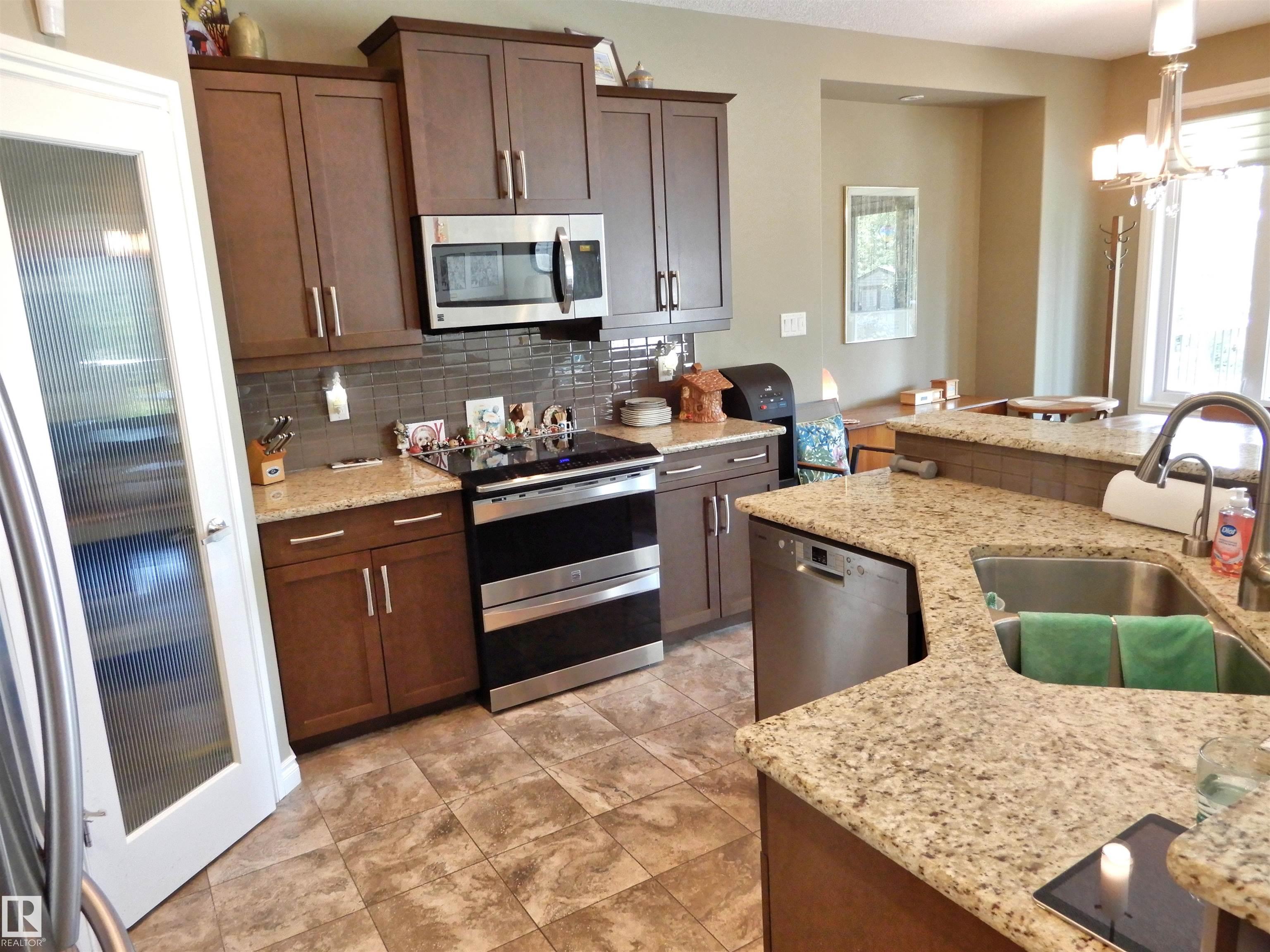 Photo 8 at 25B - 53521 Rge Road 272, Century Gates, Rural Parkland County