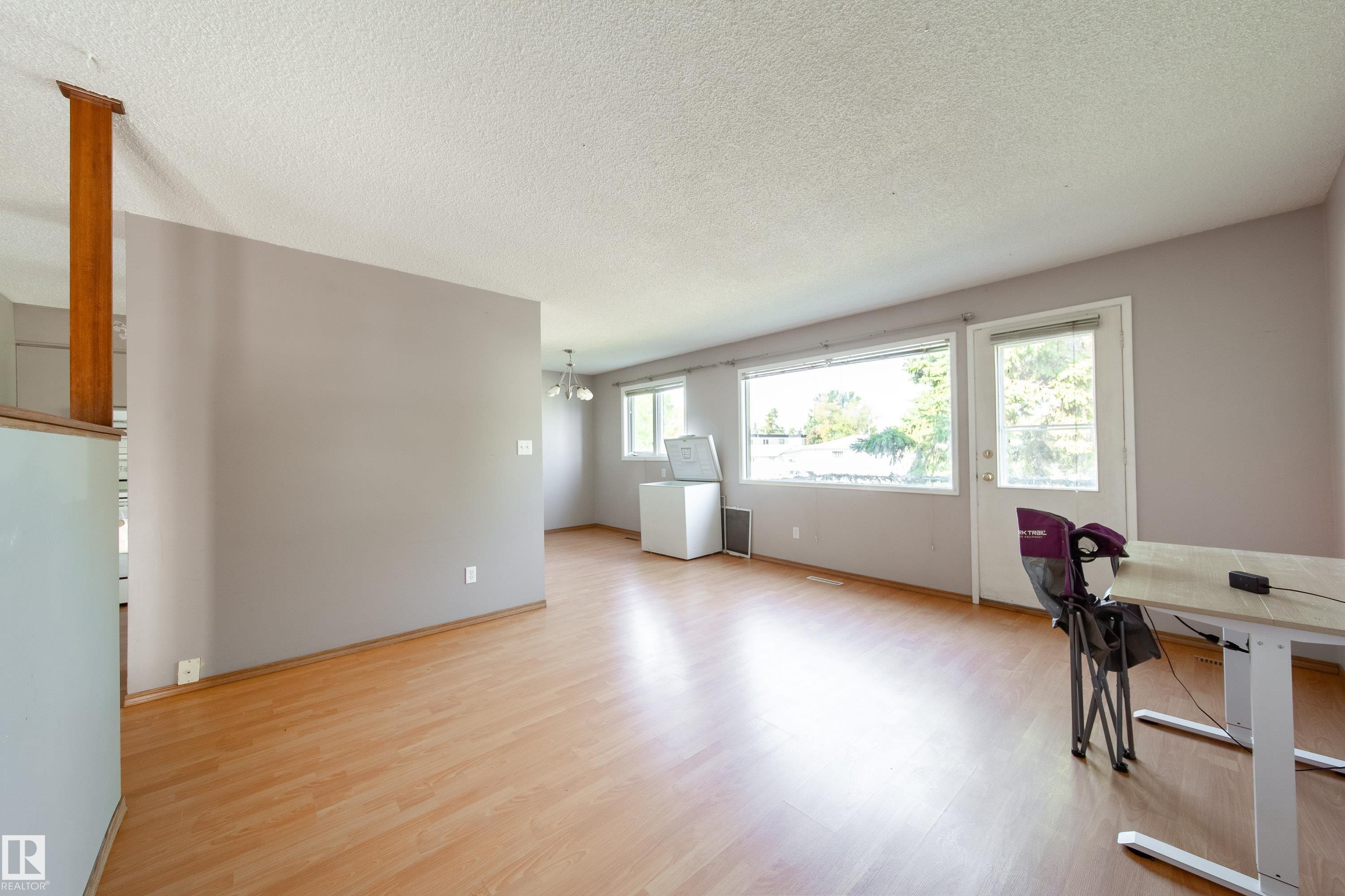 Photo 13 at 3119-3121 113 Avenue NW, Rundle Heights, Edmonton