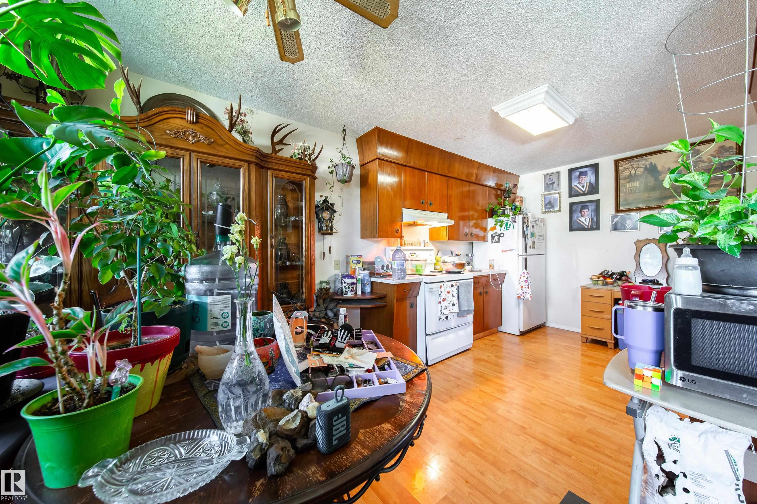Photo 39 at 3119-3121 113 Avenue NW, Rundle Heights, Edmonton