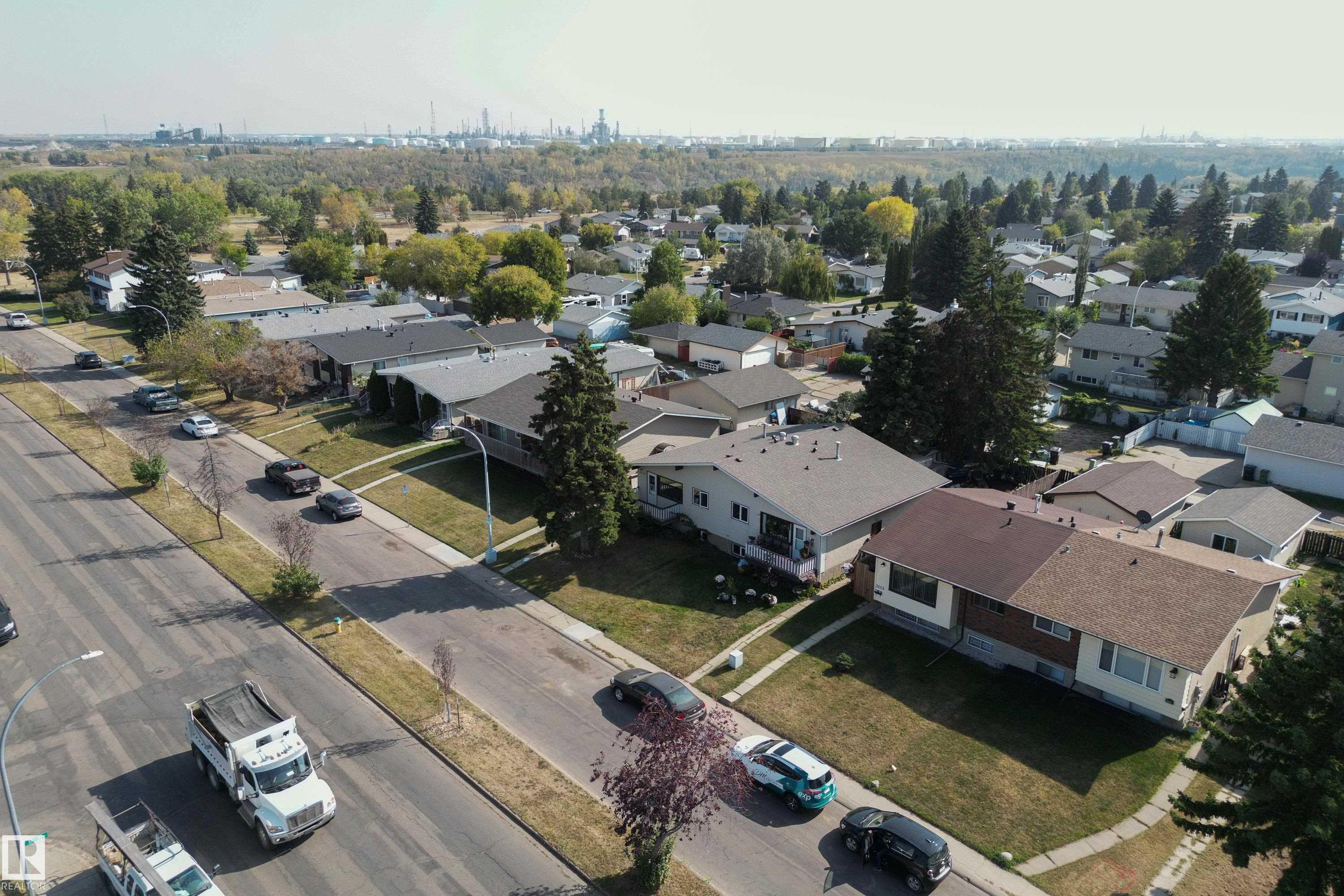 Photo 60 at 3119-3121 113 Avenue NW, Rundle Heights, Edmonton