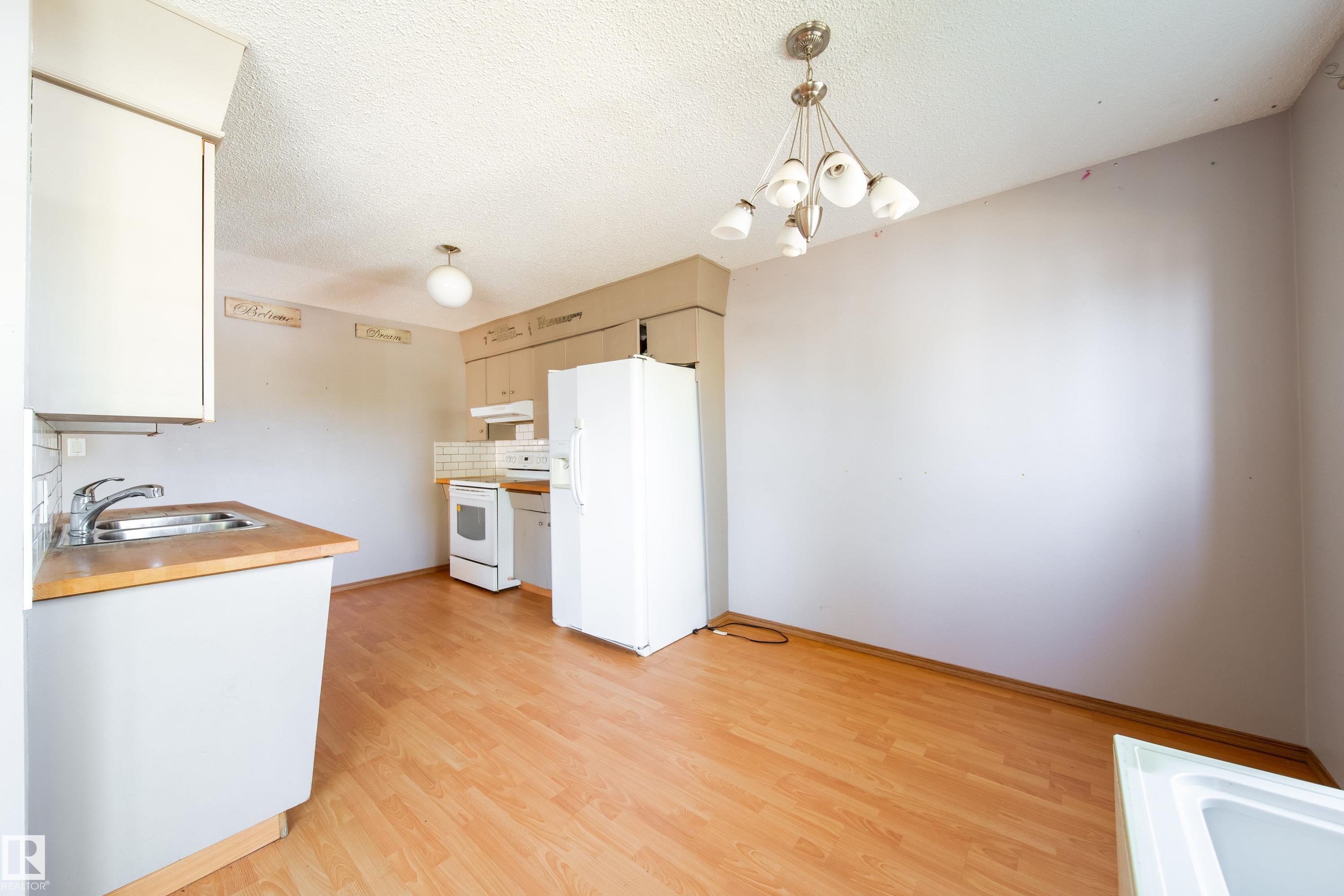 Photo 9 at 3119-3121 113 Avenue NW, Rundle Heights, Edmonton