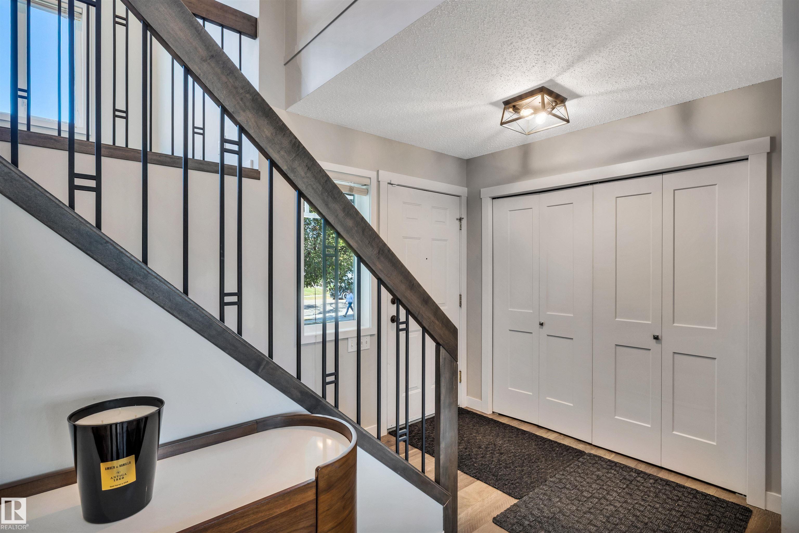 Photo 3 at 13 Durocher Street, Deer Ridge, St. Albert