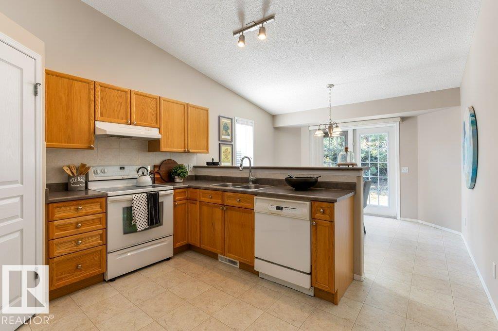 Photo 7 at 97 Dunfield Crescent, Deer Ridge, St. Albert
