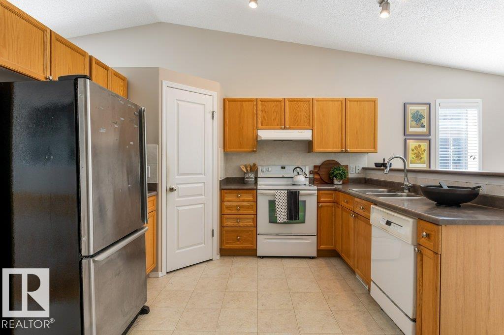 Photo 10 at 97 Dunfield Crescent, Deer Ridge, St. Albert