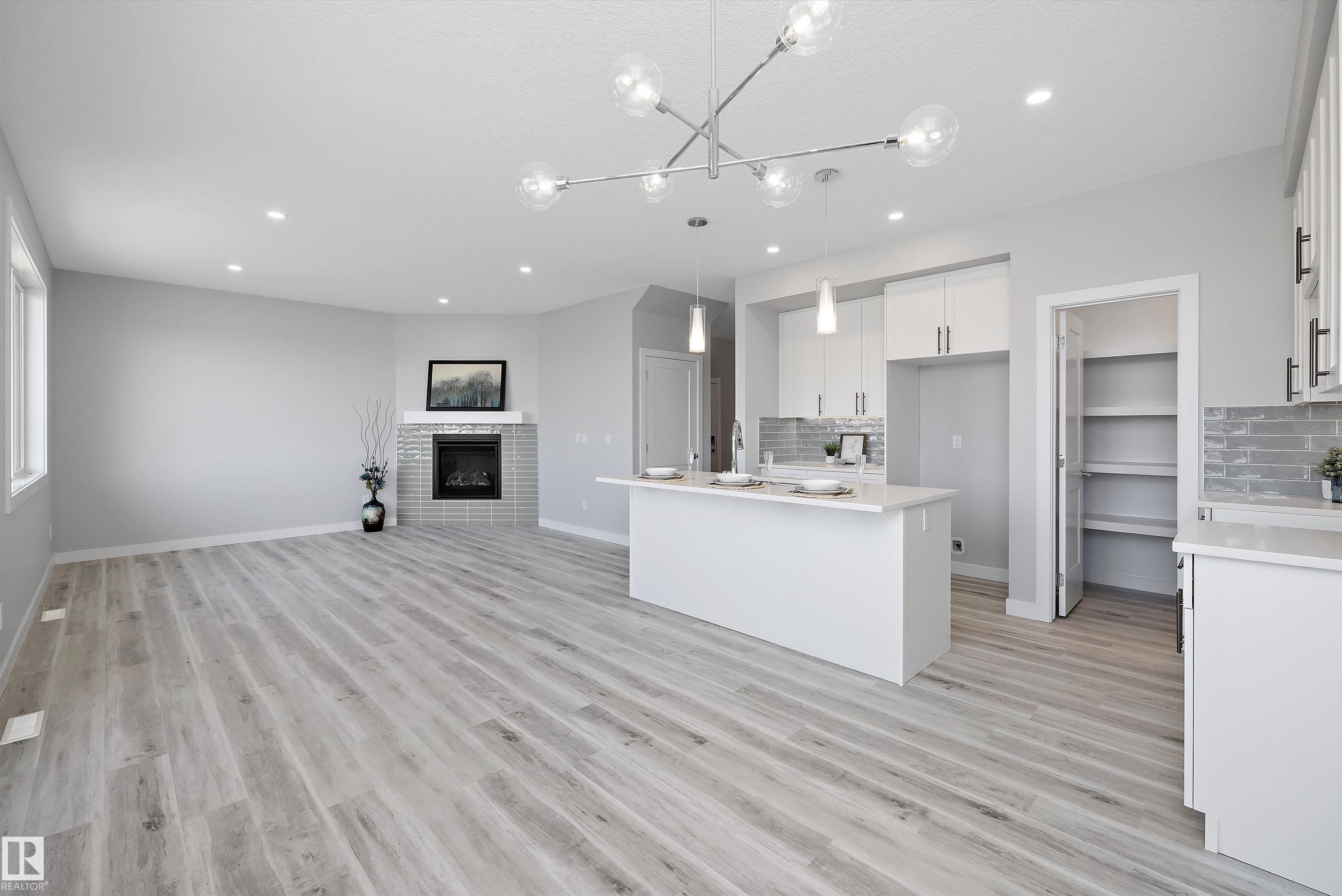 Photo 12 at 10238 92a Avenue, Morinville