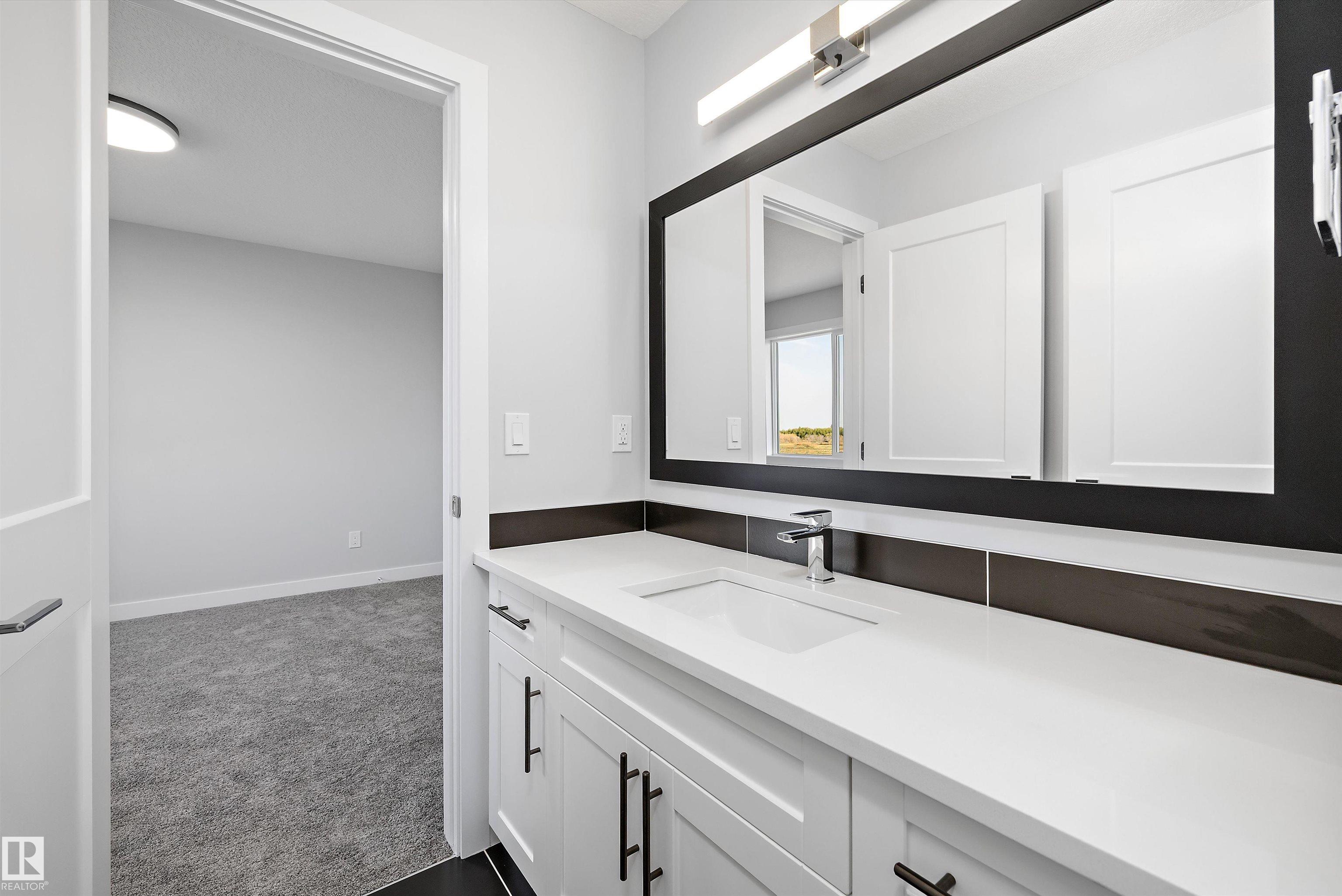 Photo 25 at 10238 92a Avenue, Morinville