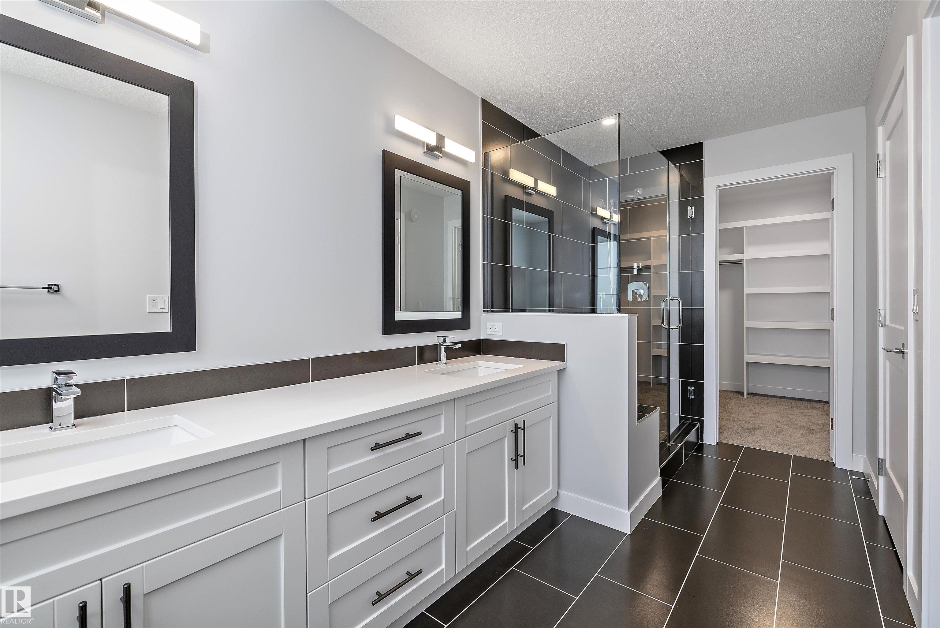 Photo 36 at 10238 92a Avenue, Morinville