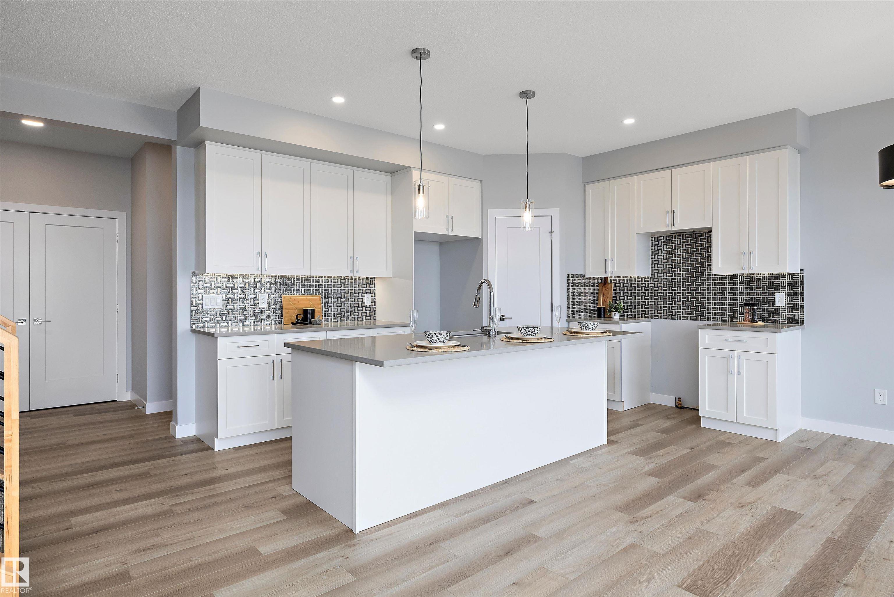 Photo 13 at 10214 92a Avenue, Morinville