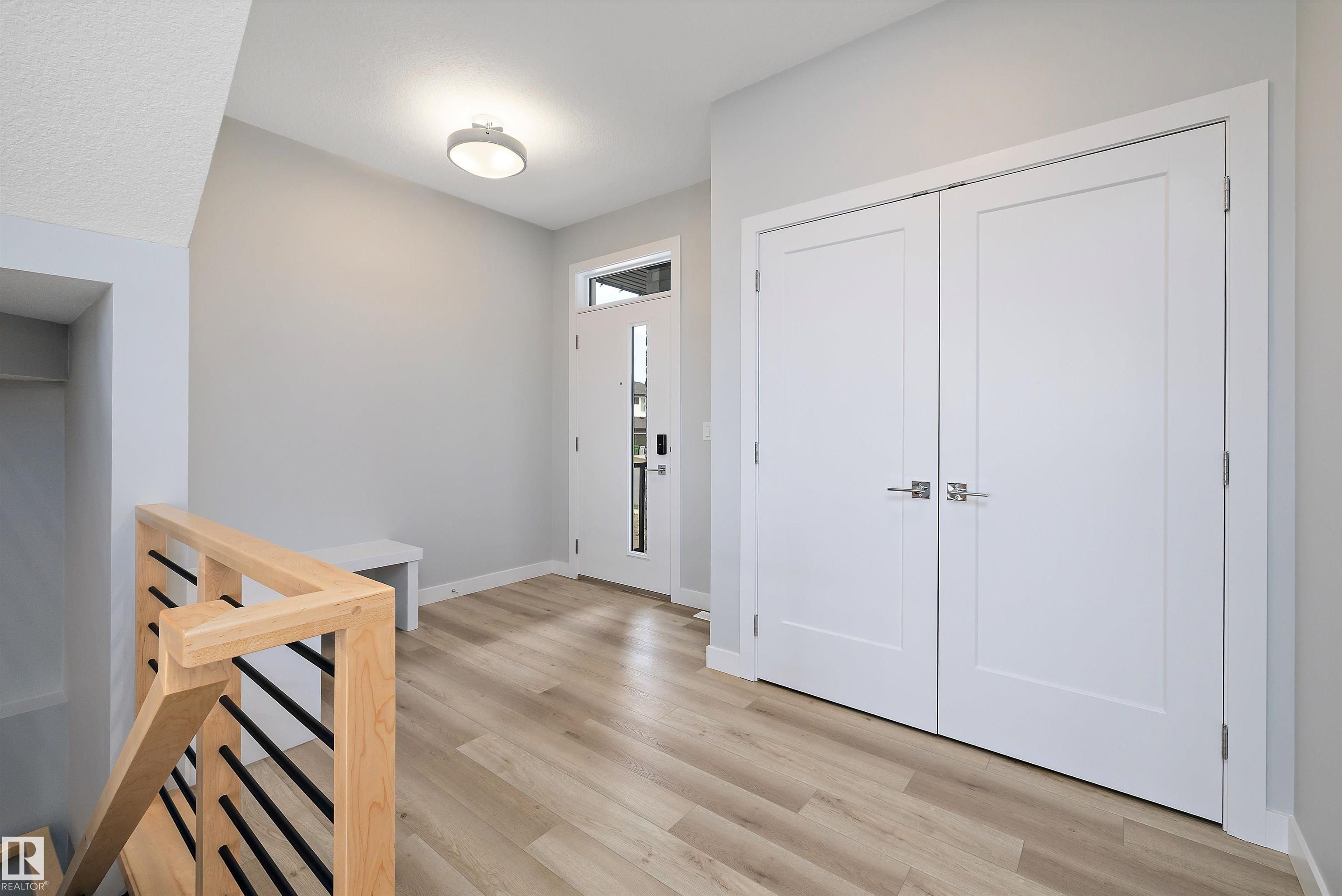 Photo 3 at 10214 92a Avenue, Morinville