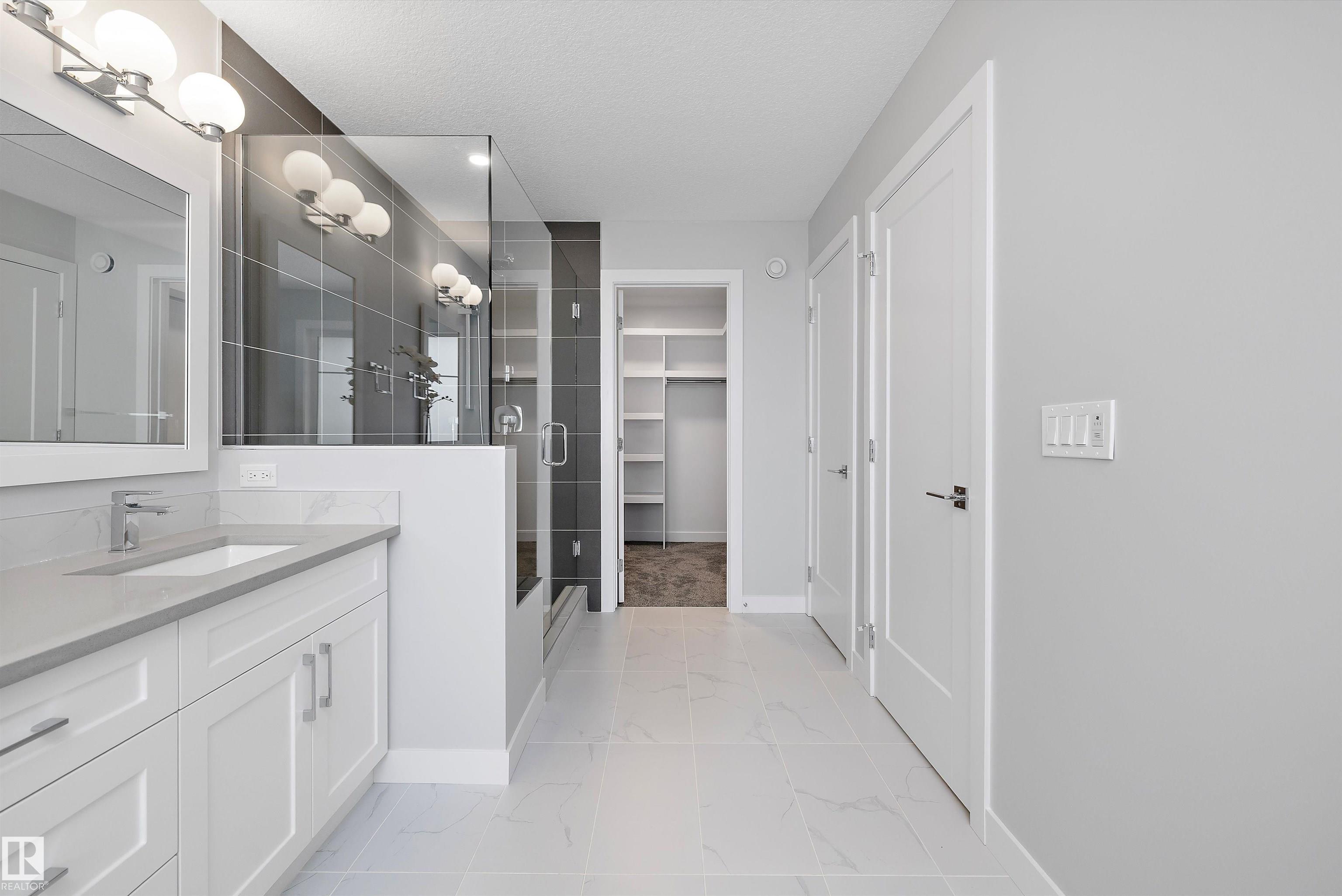 Photo 38 at 10214 92a Avenue, Morinville