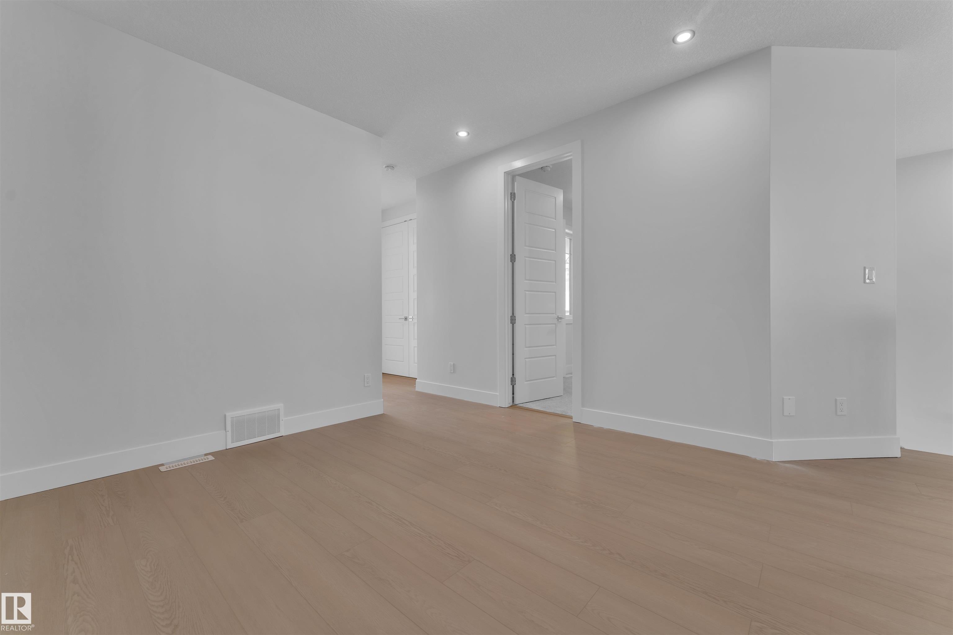 Photo 34 at 4319 36 Street, Triomphe Estates, Beaumont