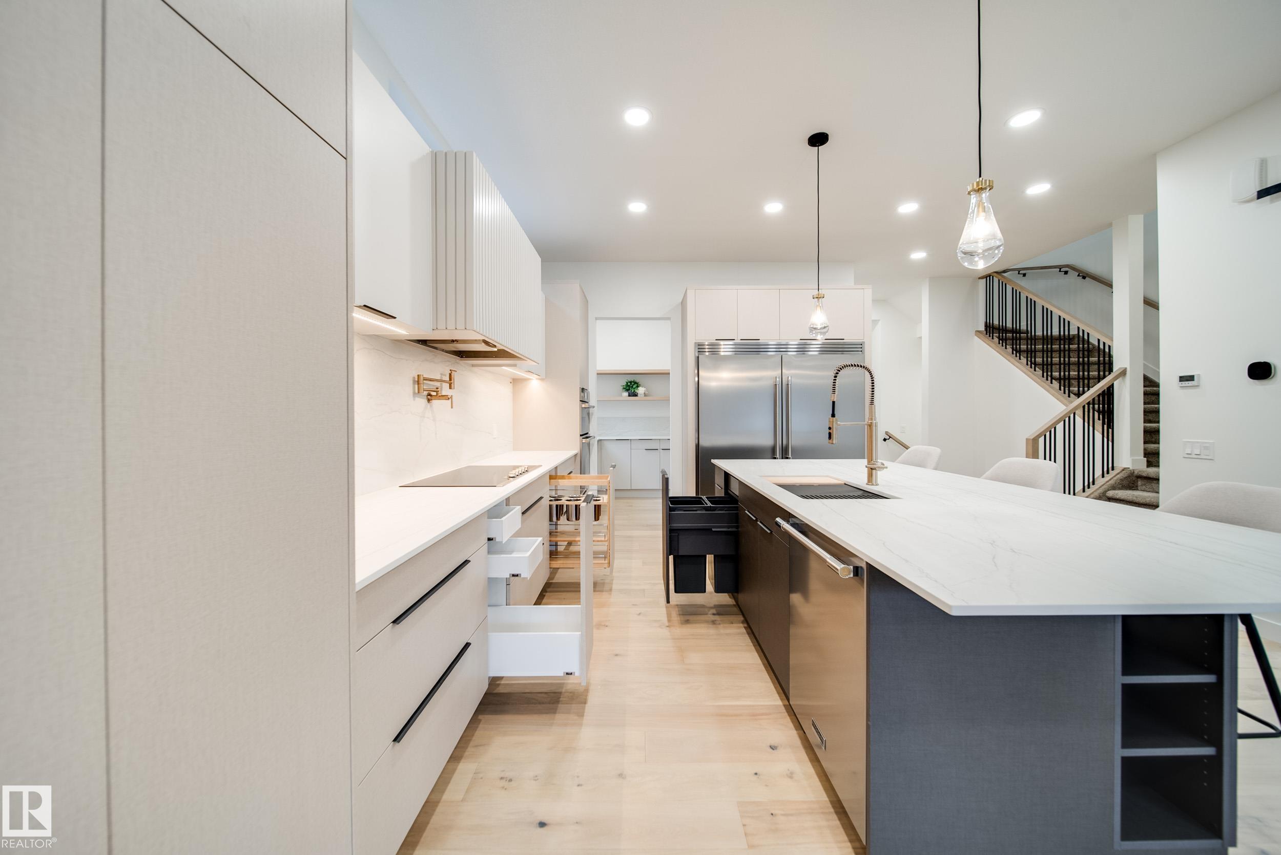 Photo 15 at 40A Valleyview Crescent NW, Parkview, Edmonton