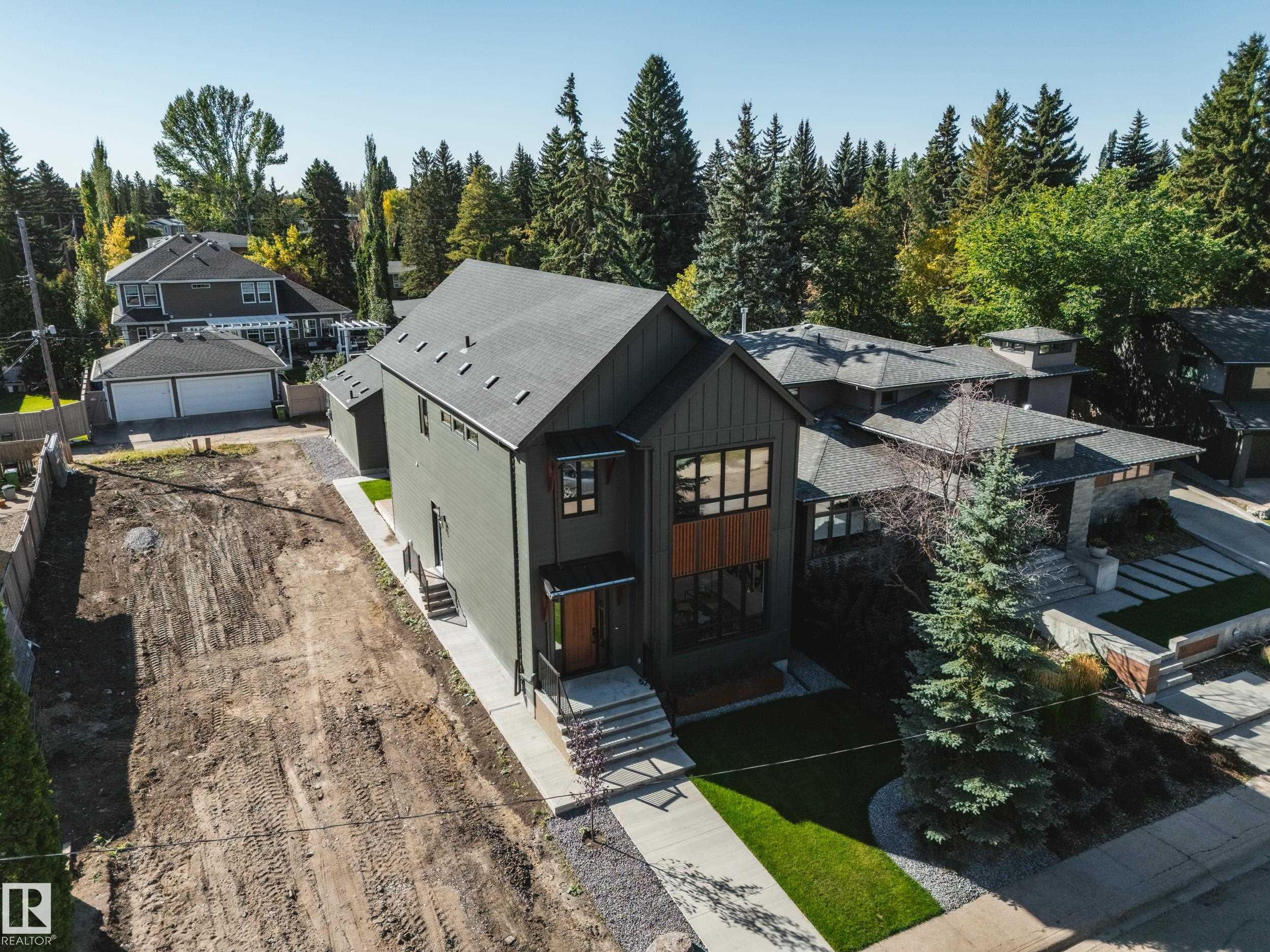Photo 4 at 40A Valleyview Crescent NW, Parkview, Edmonton