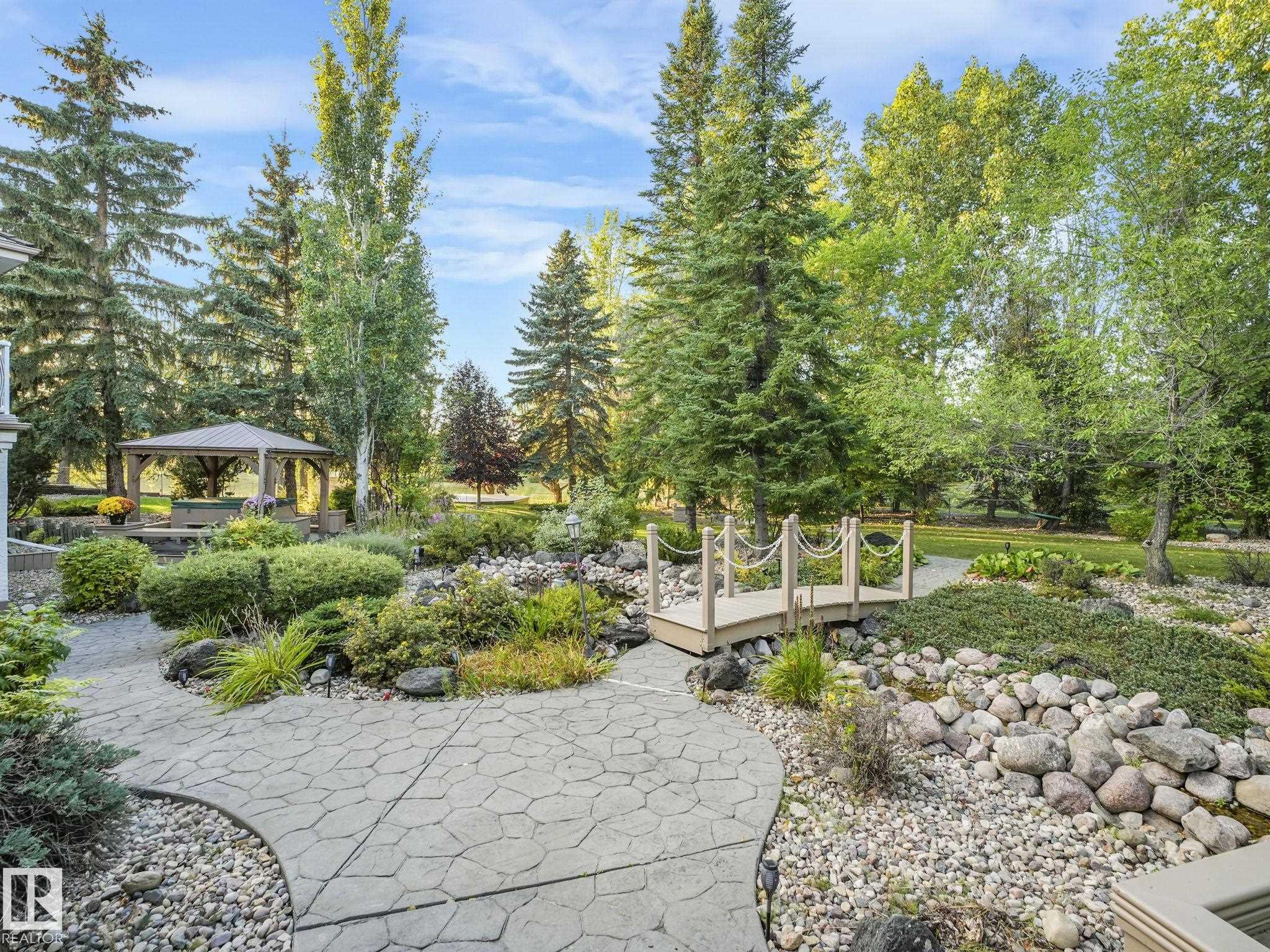 Photo 2 at 536 Estate Drive, Estates of Sherwood, Sherwood Park