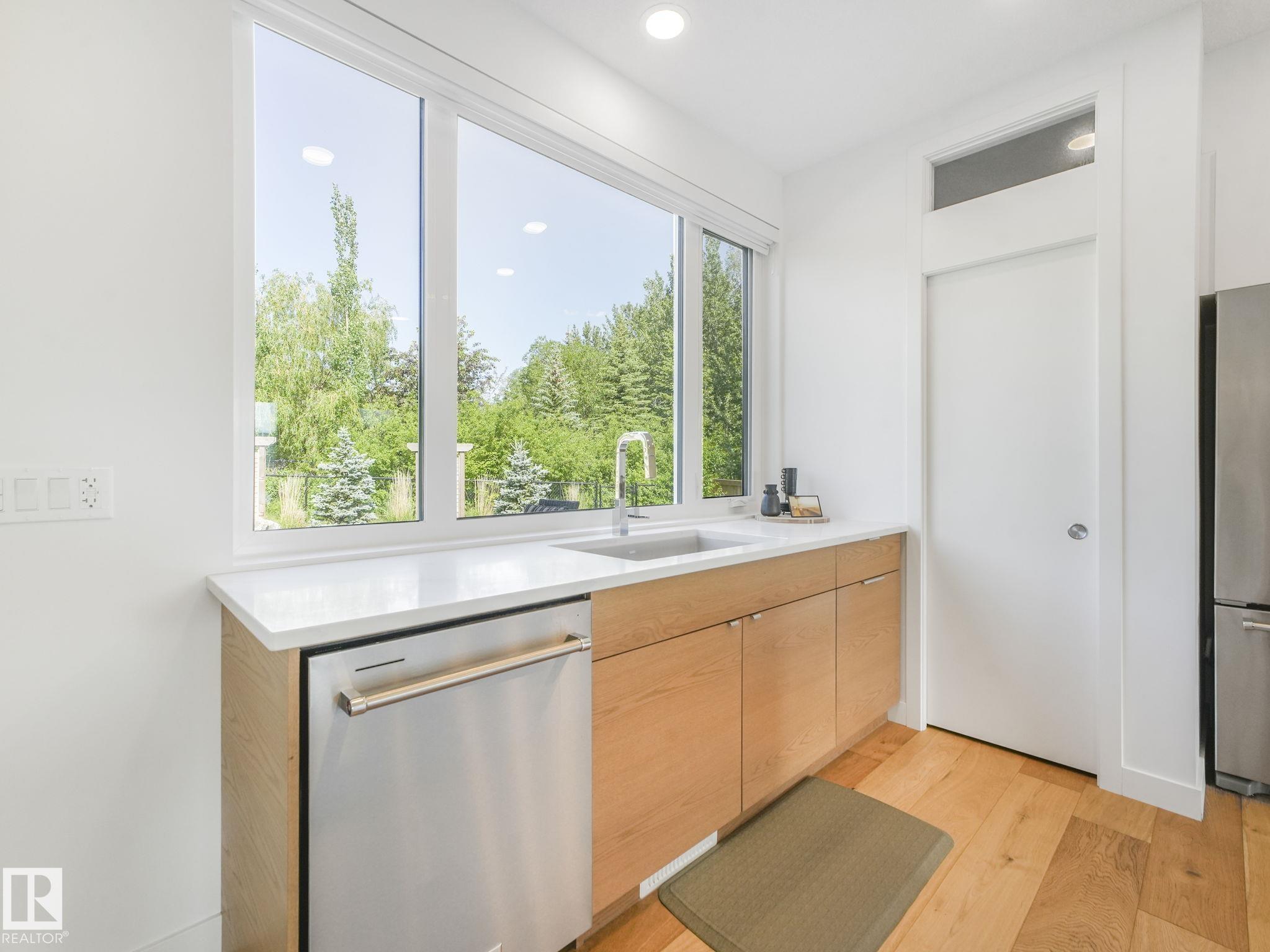 Photo 15 at 42 Laderoute Place, Lacombe Park, St. Albert