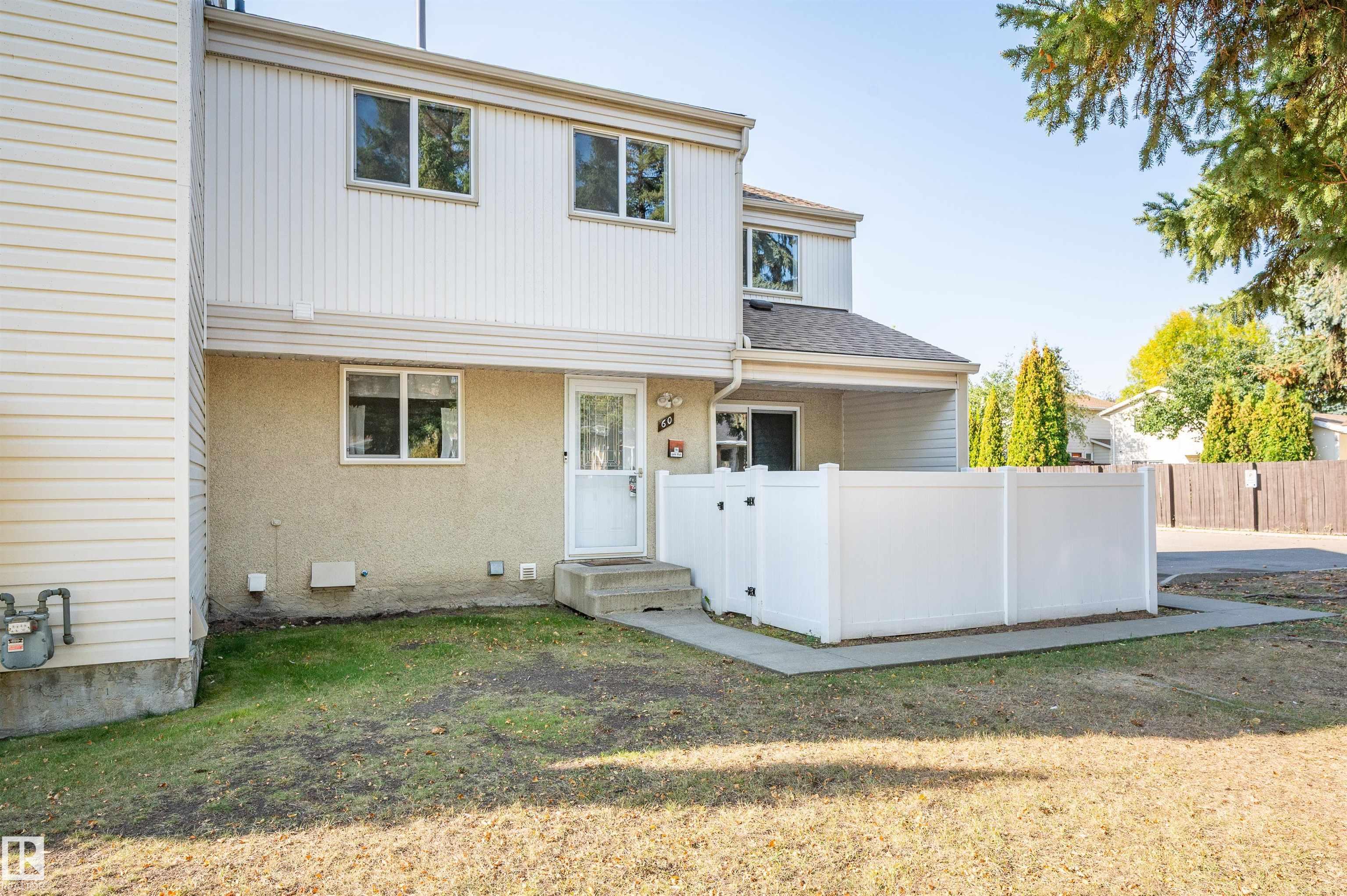 60 Woodvale Village NW, Greenview, Edmonton photo number 2