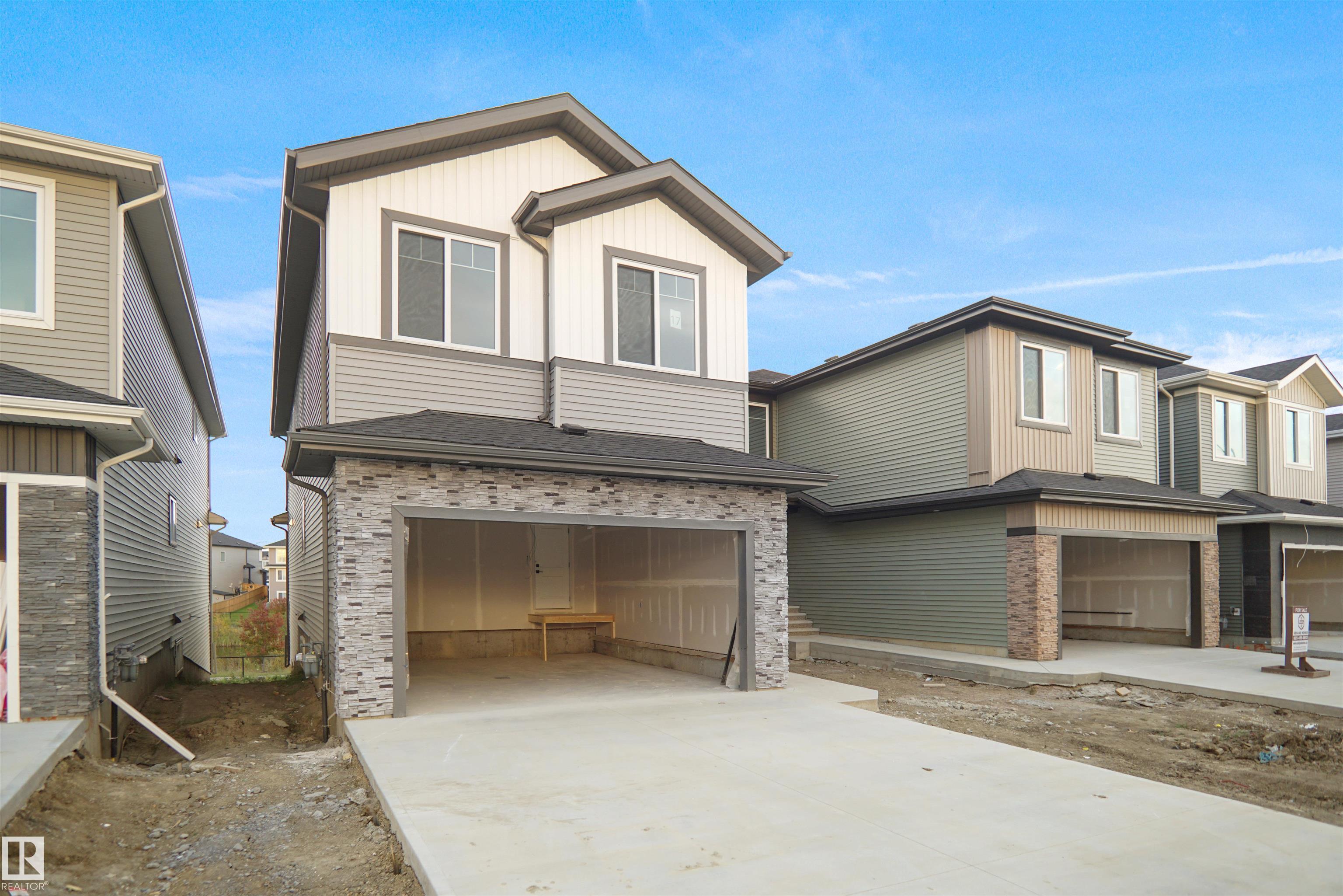 Photo 2 at 17 Axelwood Crescent, Jesperdale, Spruce Grove