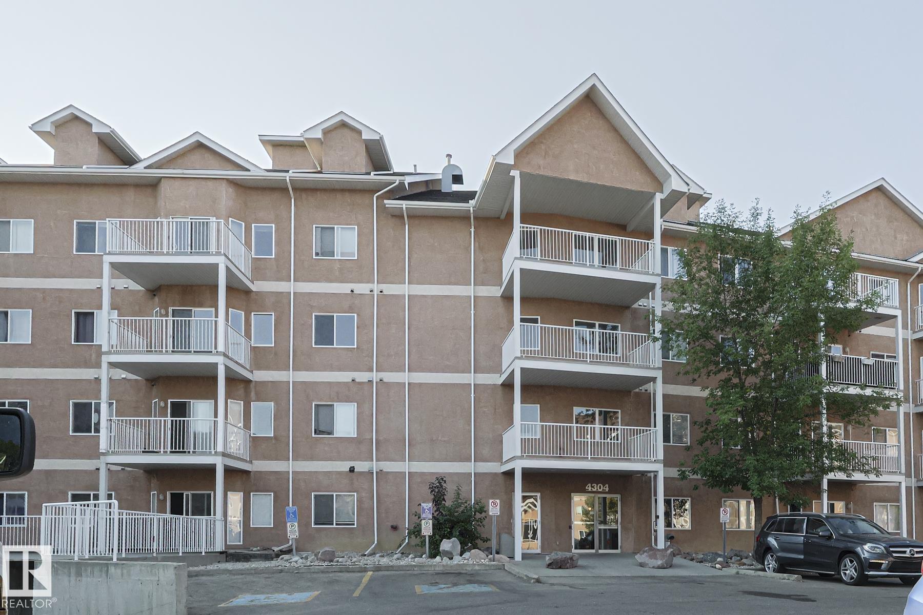 101 - 4304 139 Avenue NW, Clareview Town Centre, Edmonton 