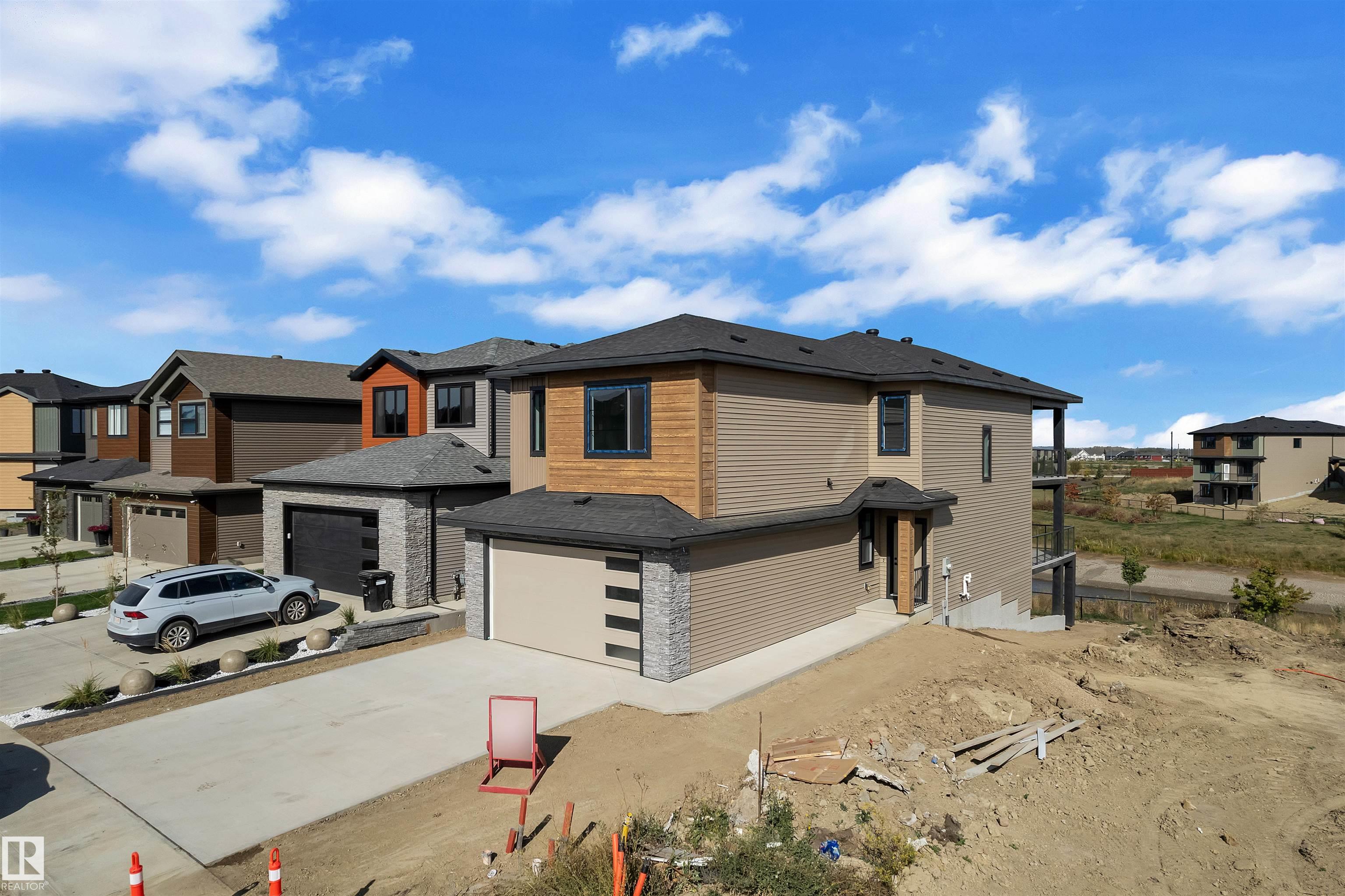 Photo 3 at 30 Tilia Place, Tonewood, Spruce Grove