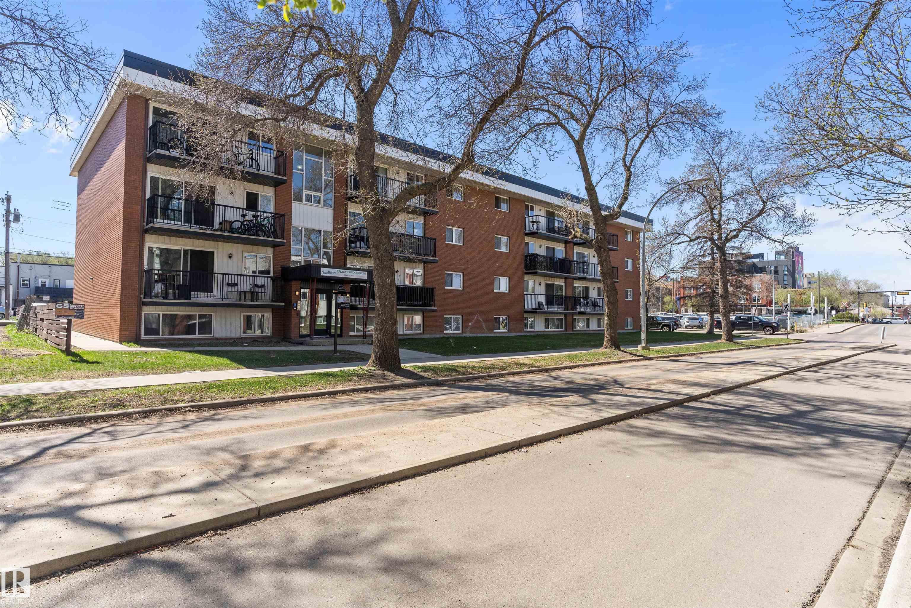 303 - 10149 83 Avenue NW, Strathcona, Edmonton 