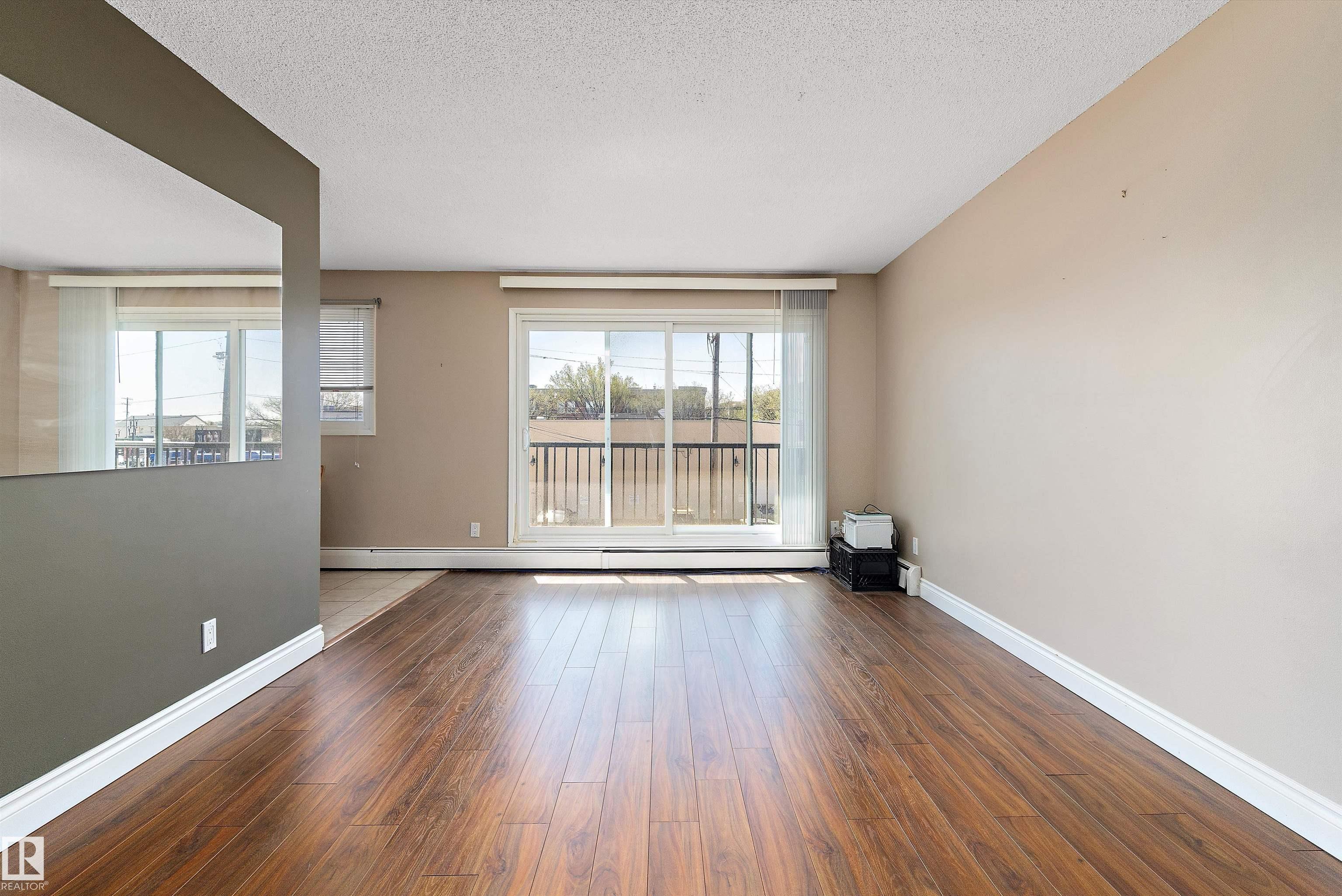 Photo 12 at 303 - 10149 83 Avenue NW, Strathcona, Edmonton
