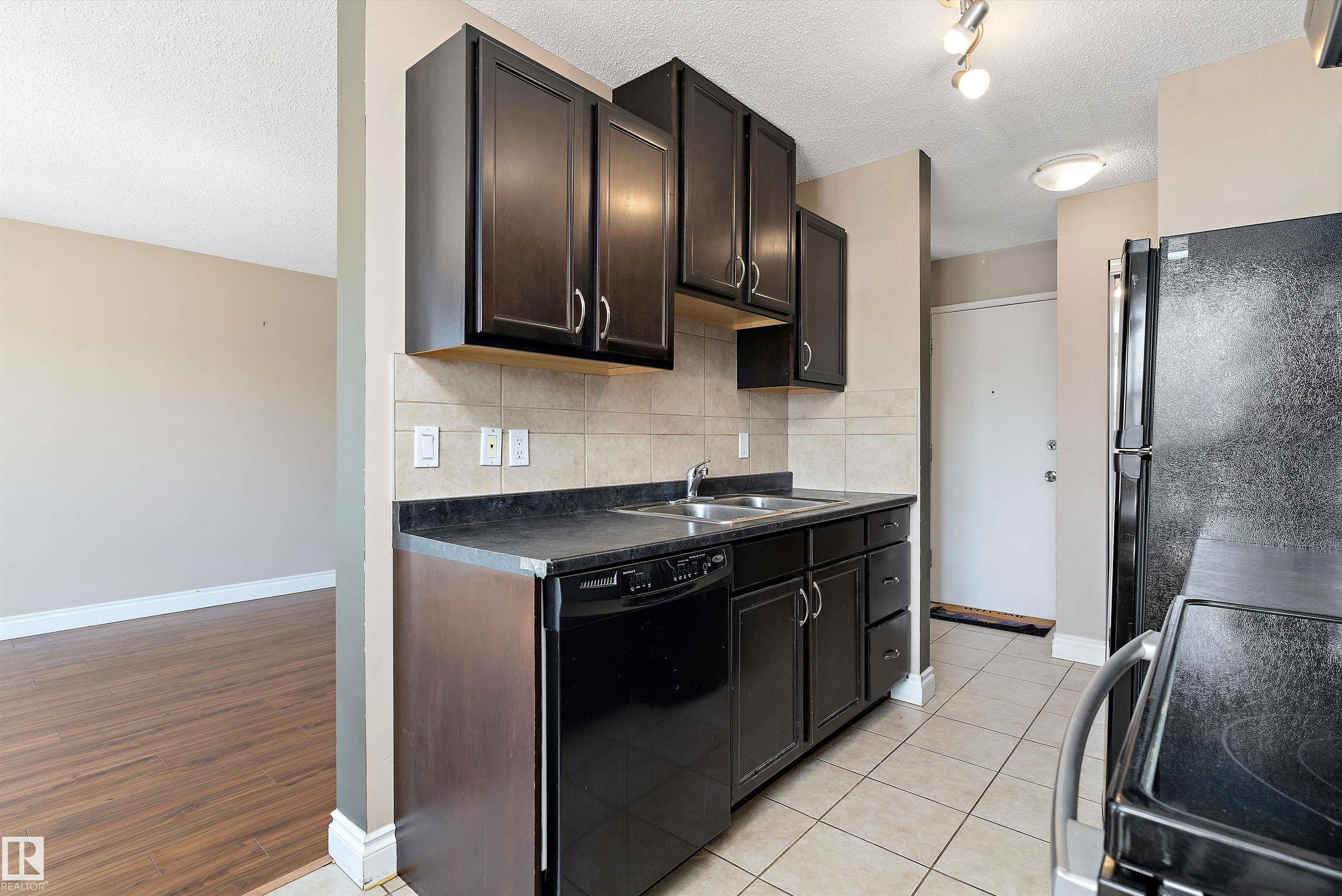 Photo 7 at 303 - 10149 83 Avenue NW, Strathcona, Edmonton