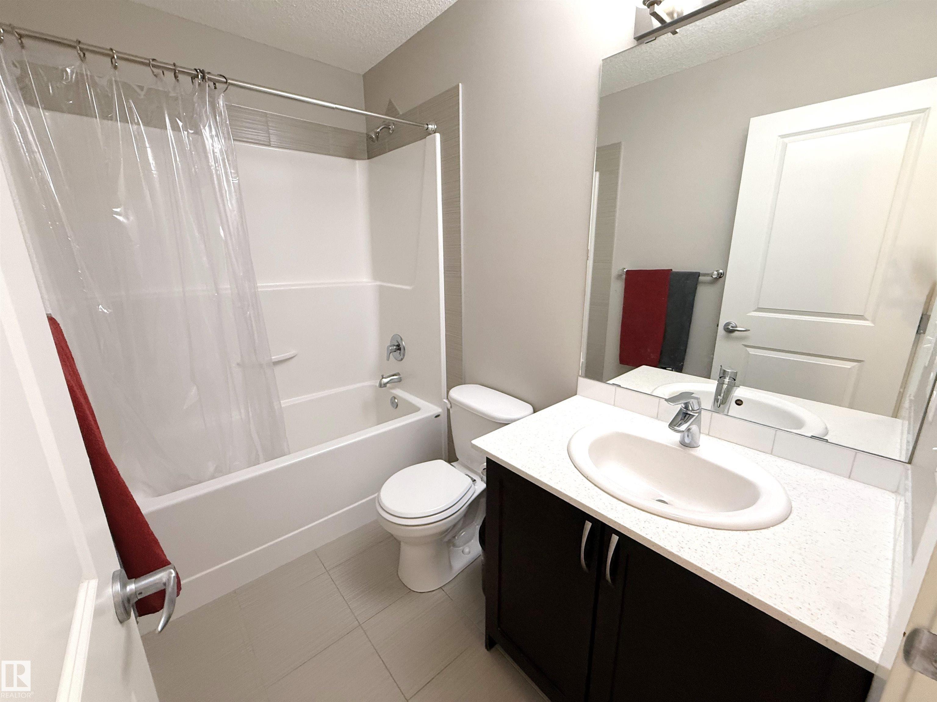 Photo 22 at 41 - 50 Mclaughlin Drive, McLaughlin, Spruce Grove