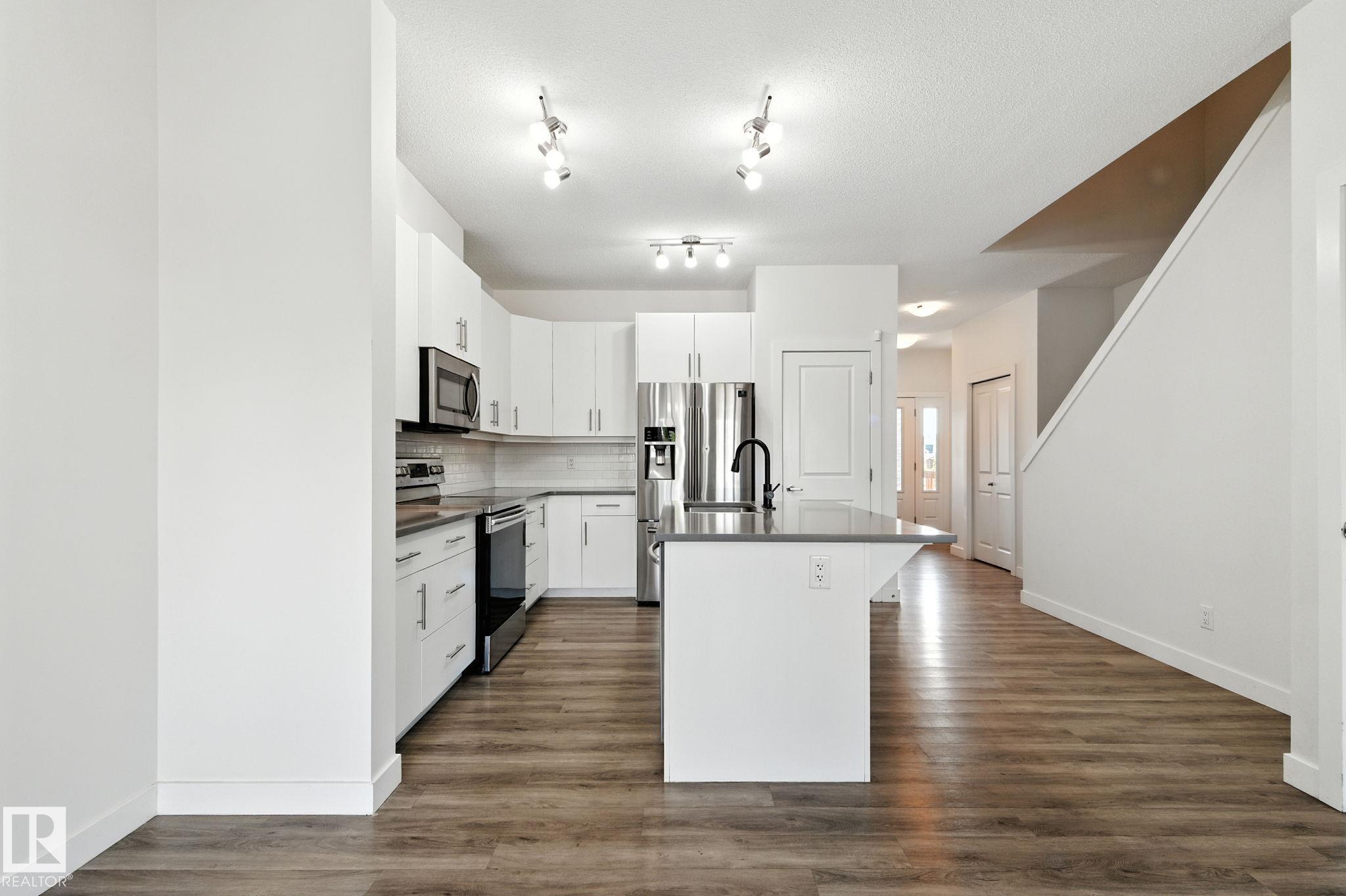 Photo 9 at 60 James Crescent, Jensen Lakes, St. Albert