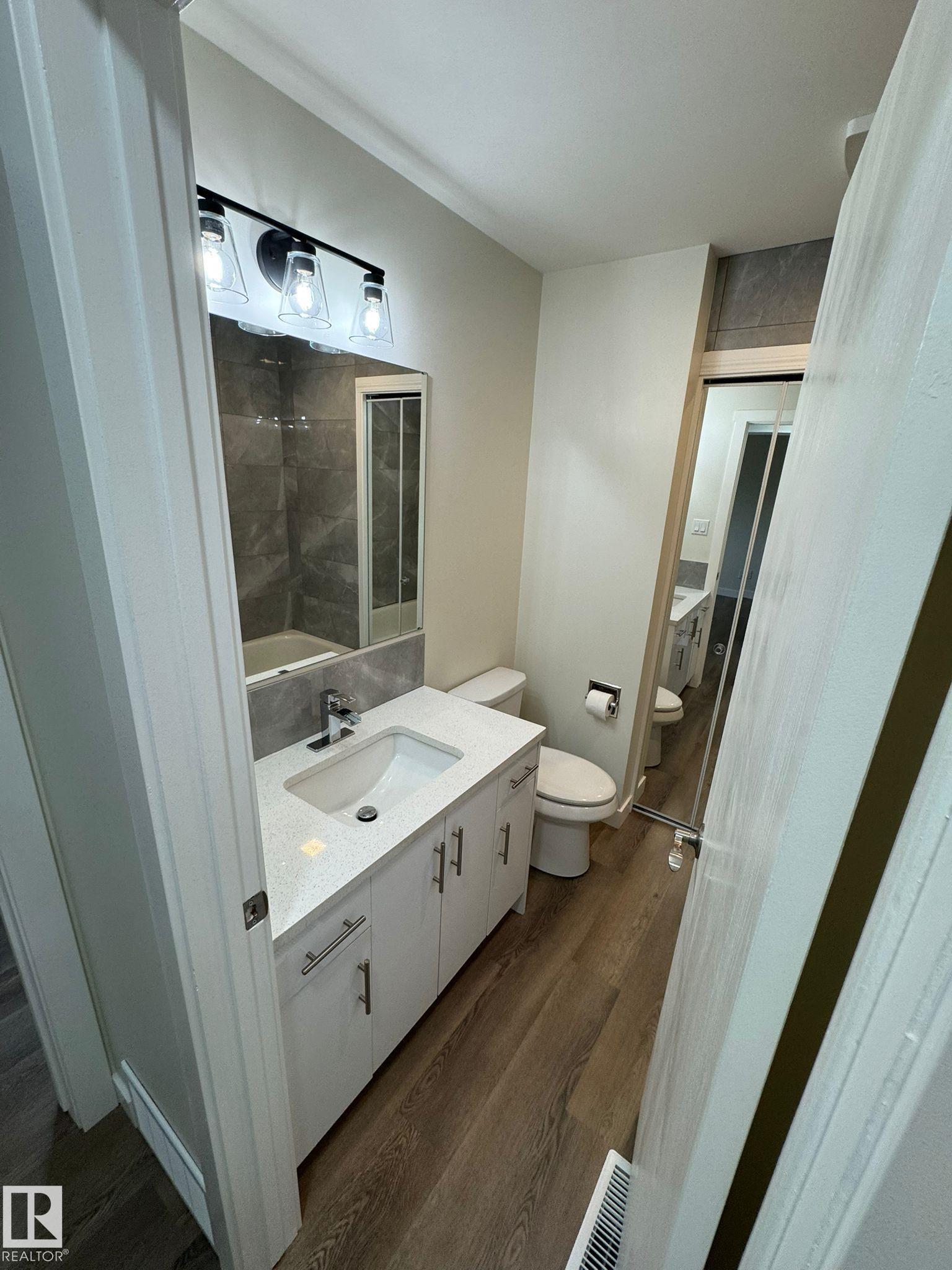 Photo 14 at 12011 95a Street NW, Alberta Avenue, Edmonton