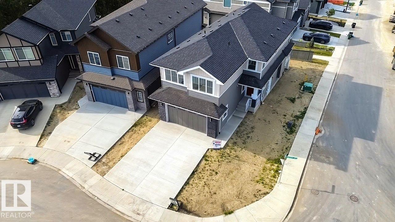 1135 Gyrfalcon Crescent NW, Hawks Ridge, Edmonton 