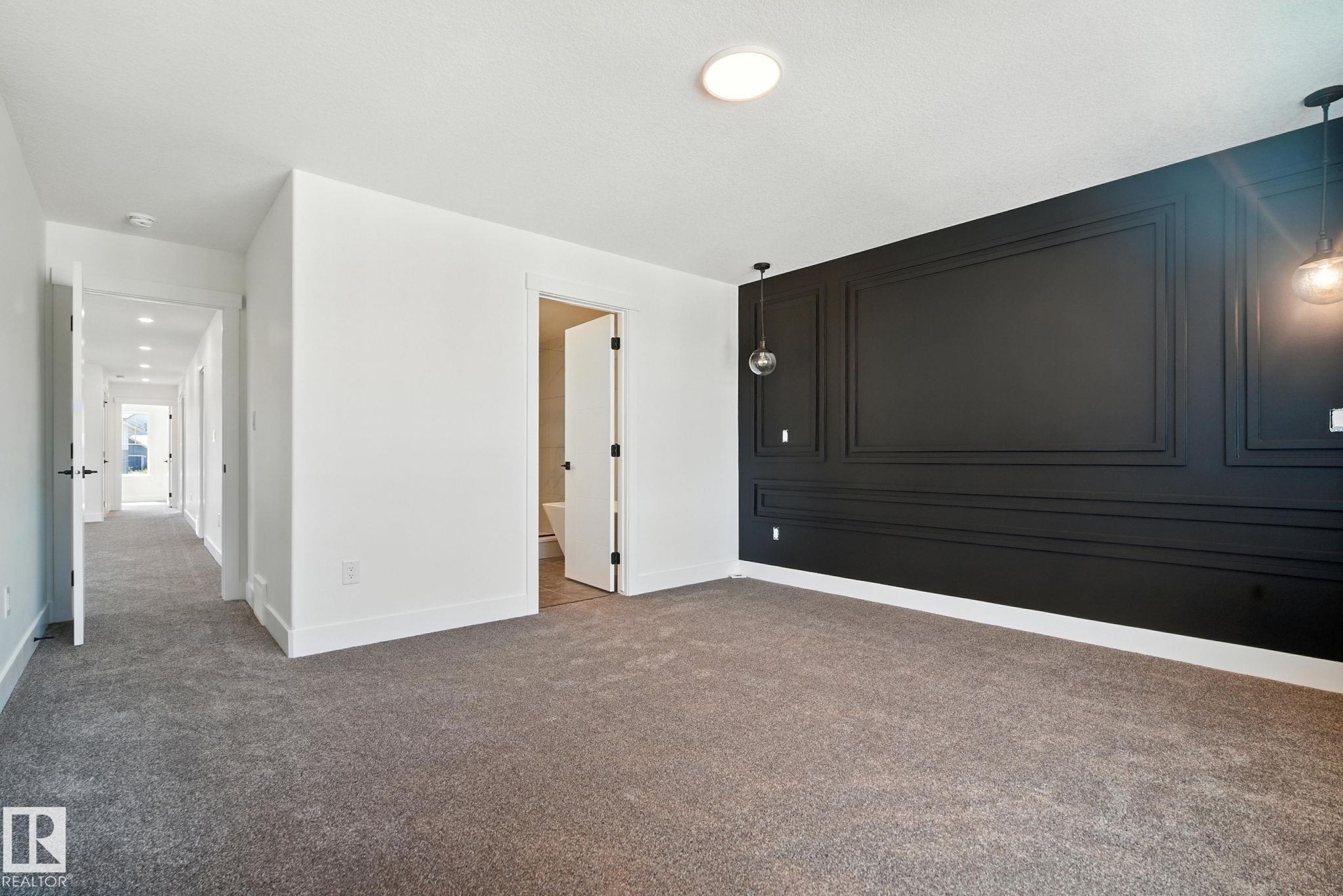 Photo 20 at 1135 Gyrfalcon Crescent NW, Hawks Ridge, Edmonton