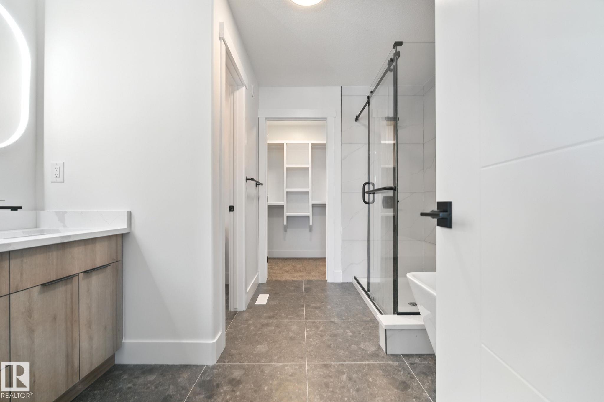 Photo 26 at 1135 Gyrfalcon Crescent NW, Hawks Ridge, Edmonton
