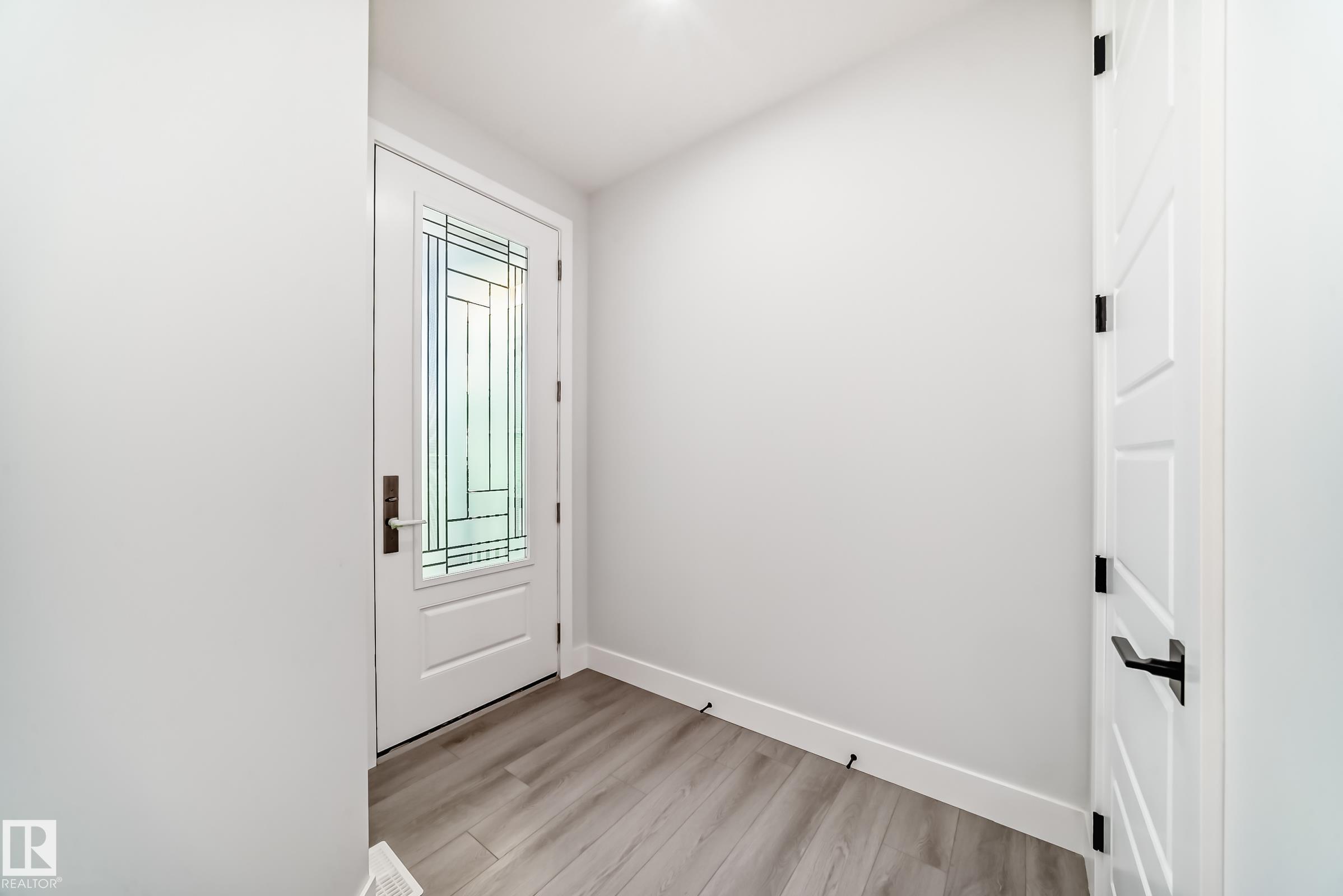 Photo 2 at 4 Edgefield Way, Erin Ridge North, St. Albert