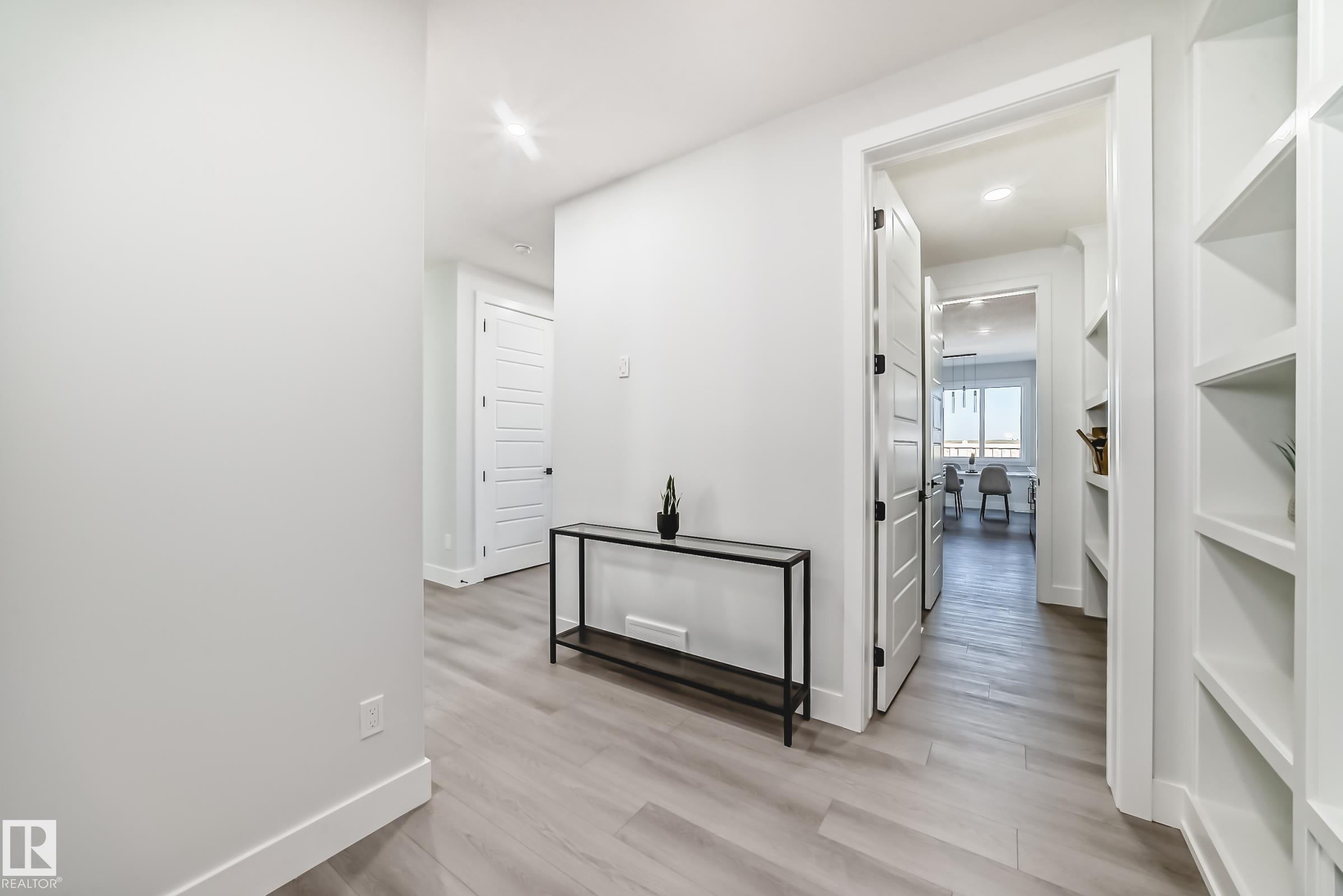 Photo 7 at 4 Edgefield Way, Erin Ridge North, St. Albert
