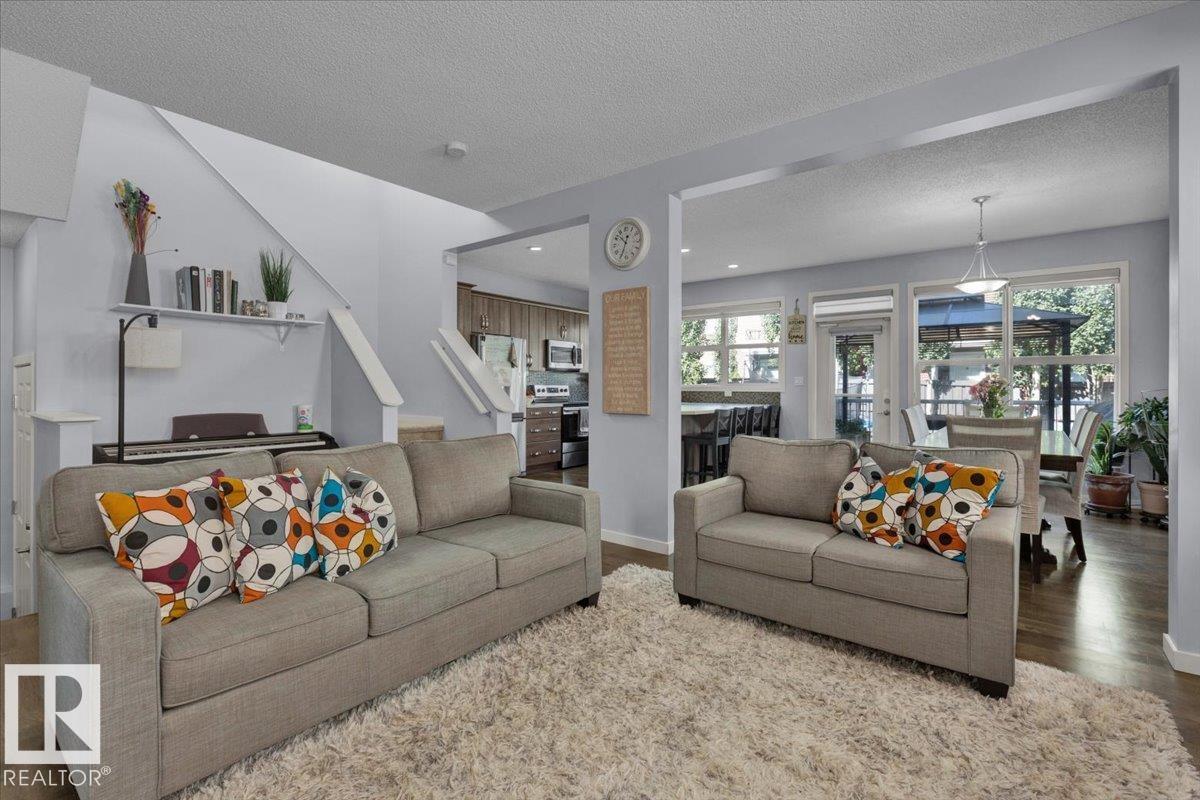 Photo 10 at 2585 Cole Crescent SW, Callaghan, Edmonton