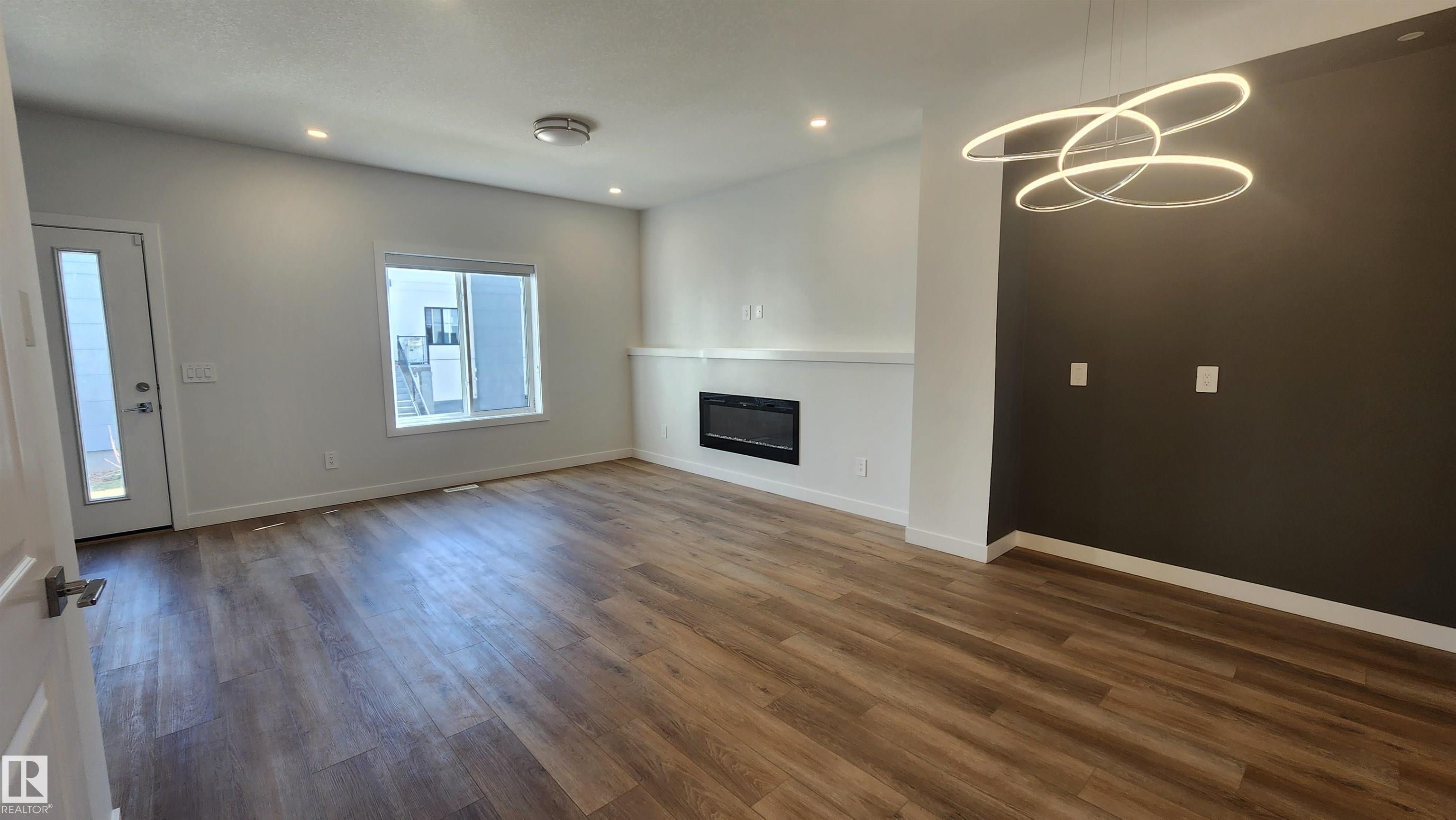 Photo 11 at 45 - 10 Salisbury Way, Salisbury Village, Sherwood Park