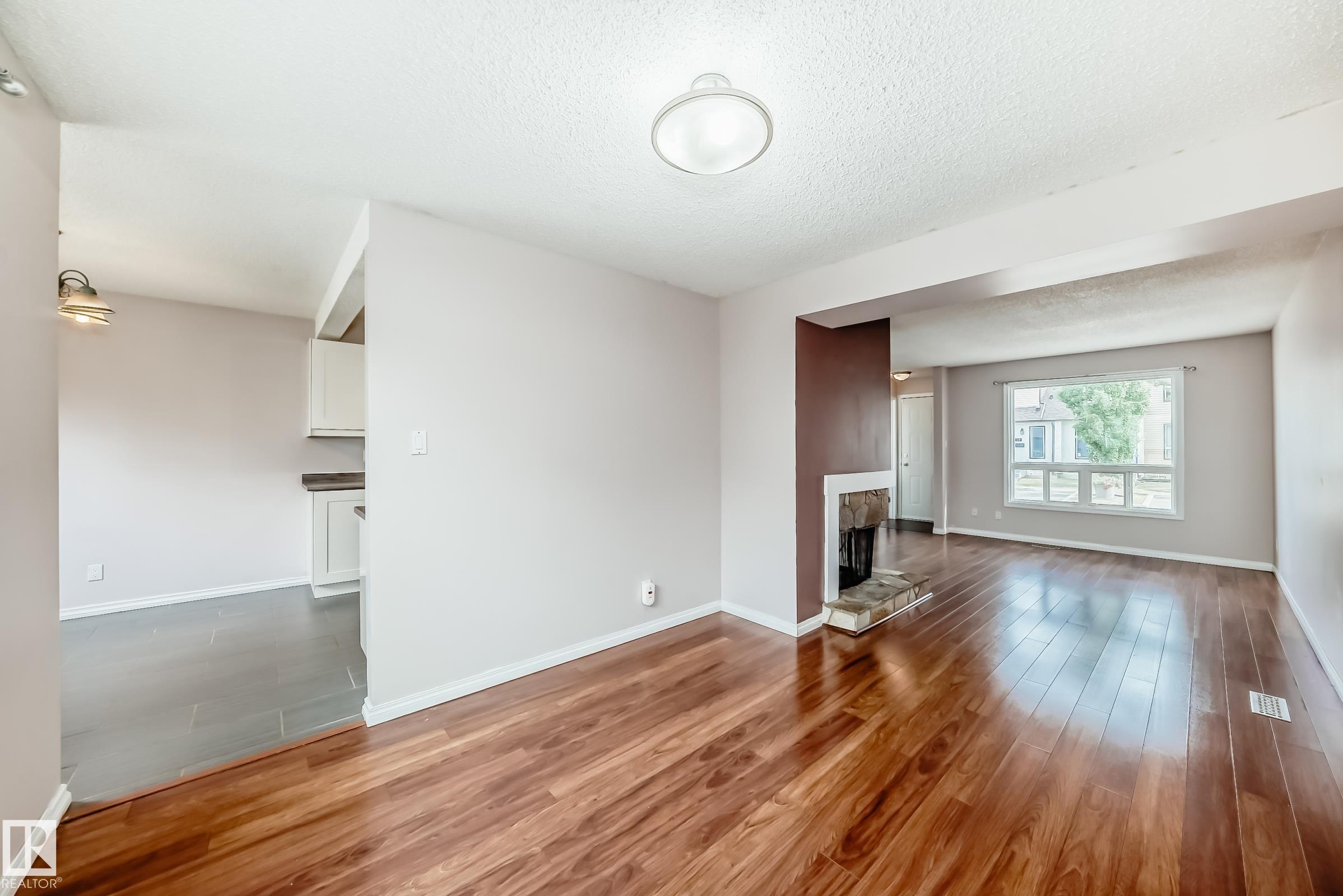 Photo 13 at 24 - 1651 46 Street NW, Pollard Meadows, Edmonton