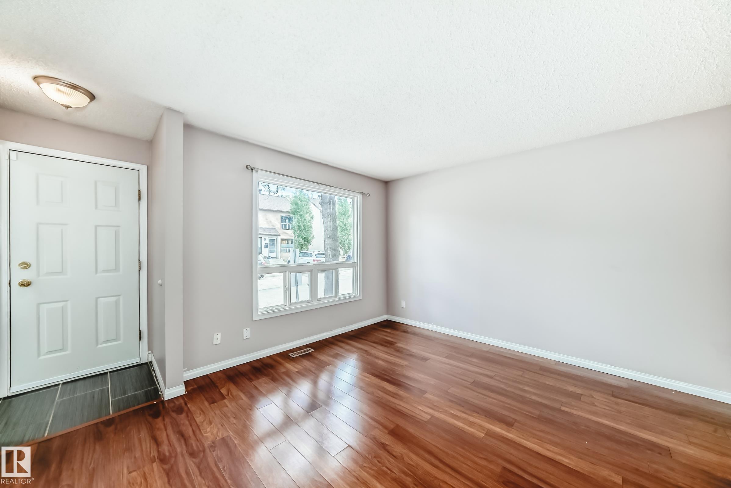 Photo 15 at 24 - 1651 46 Street NW, Pollard Meadows, Edmonton