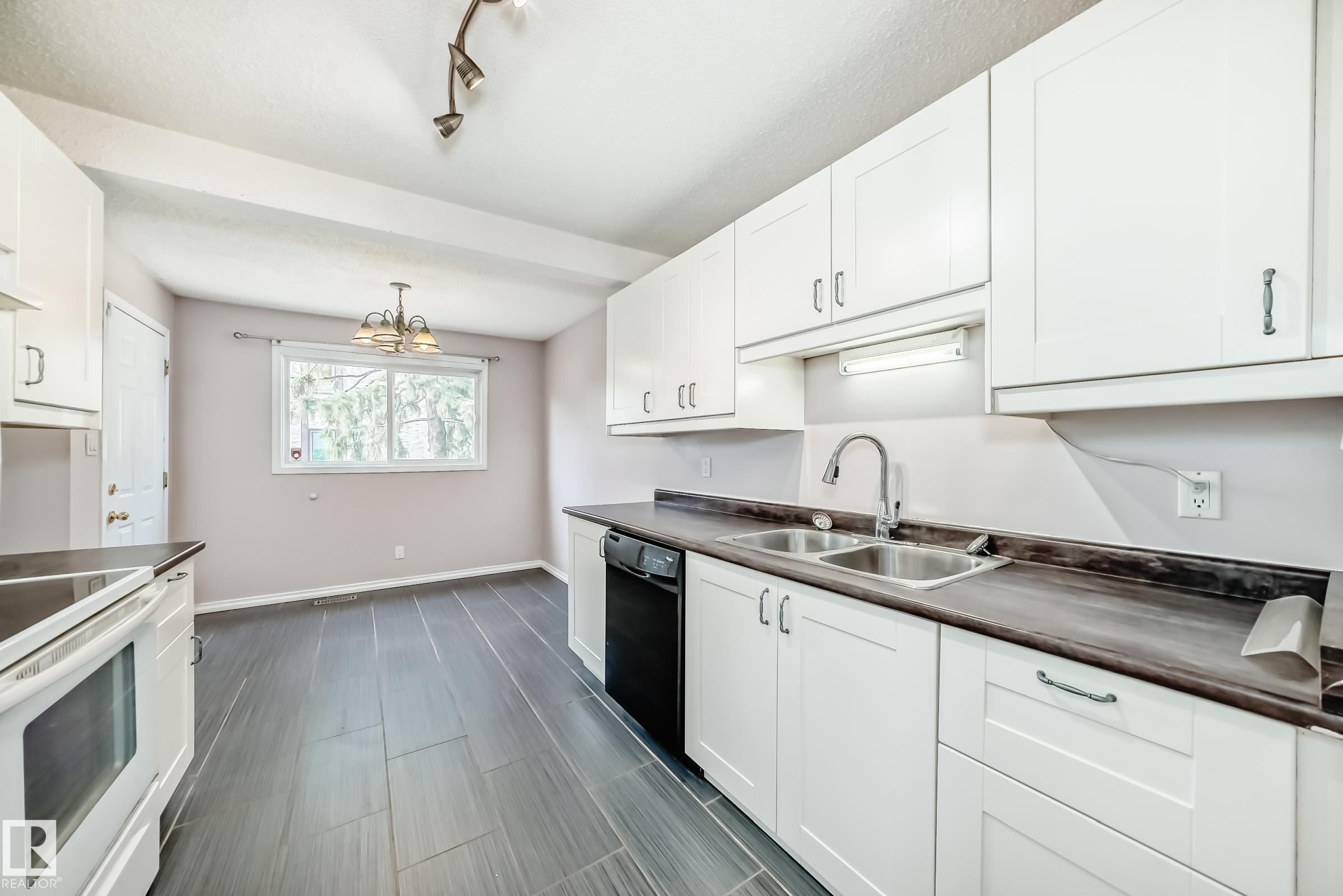 Photo 7 at 24 - 1651 46 Street NW, Pollard Meadows, Edmonton