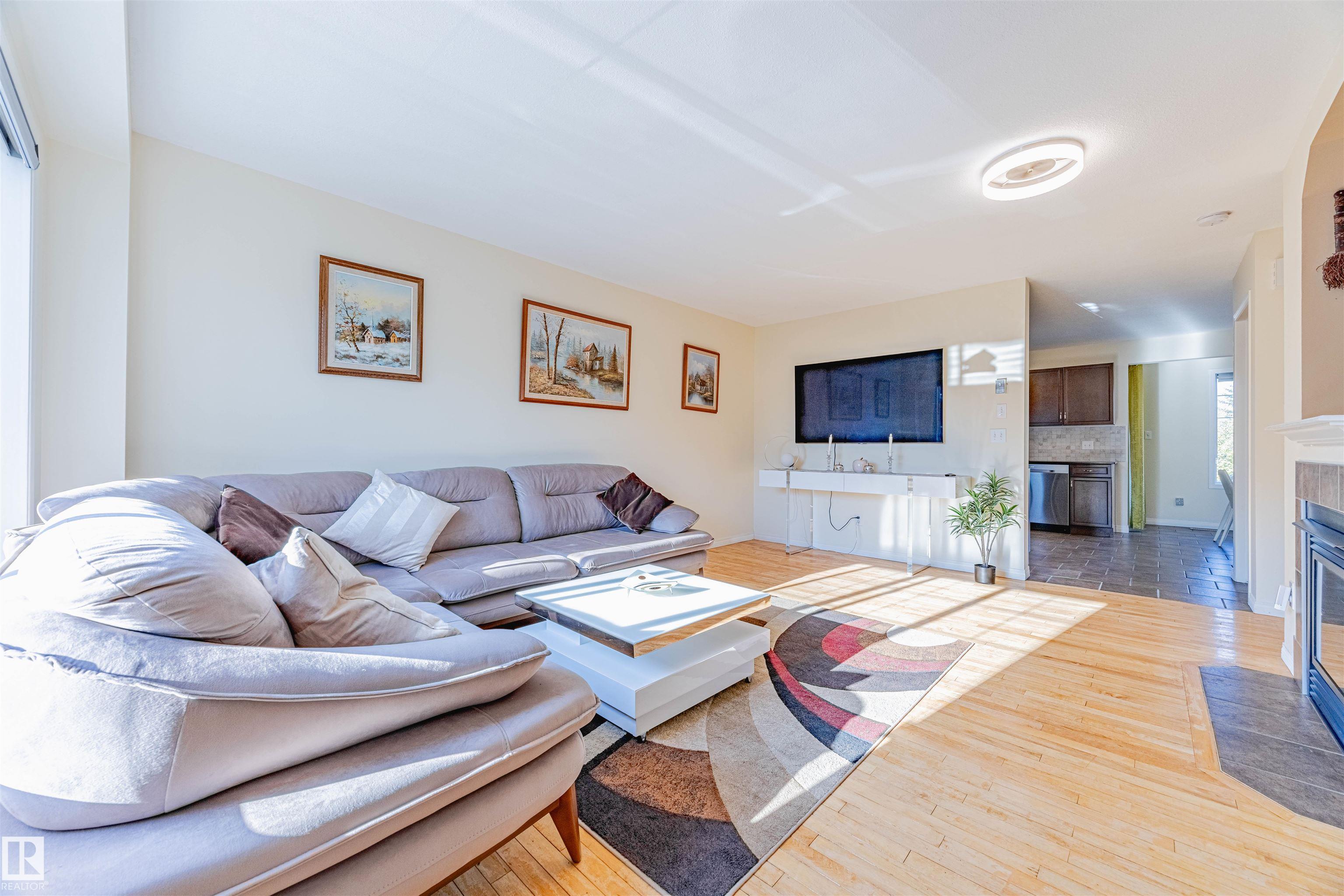 Photo 5 at 405 - 178 Bridgeport Boulevard, Bridgeport, Leduc