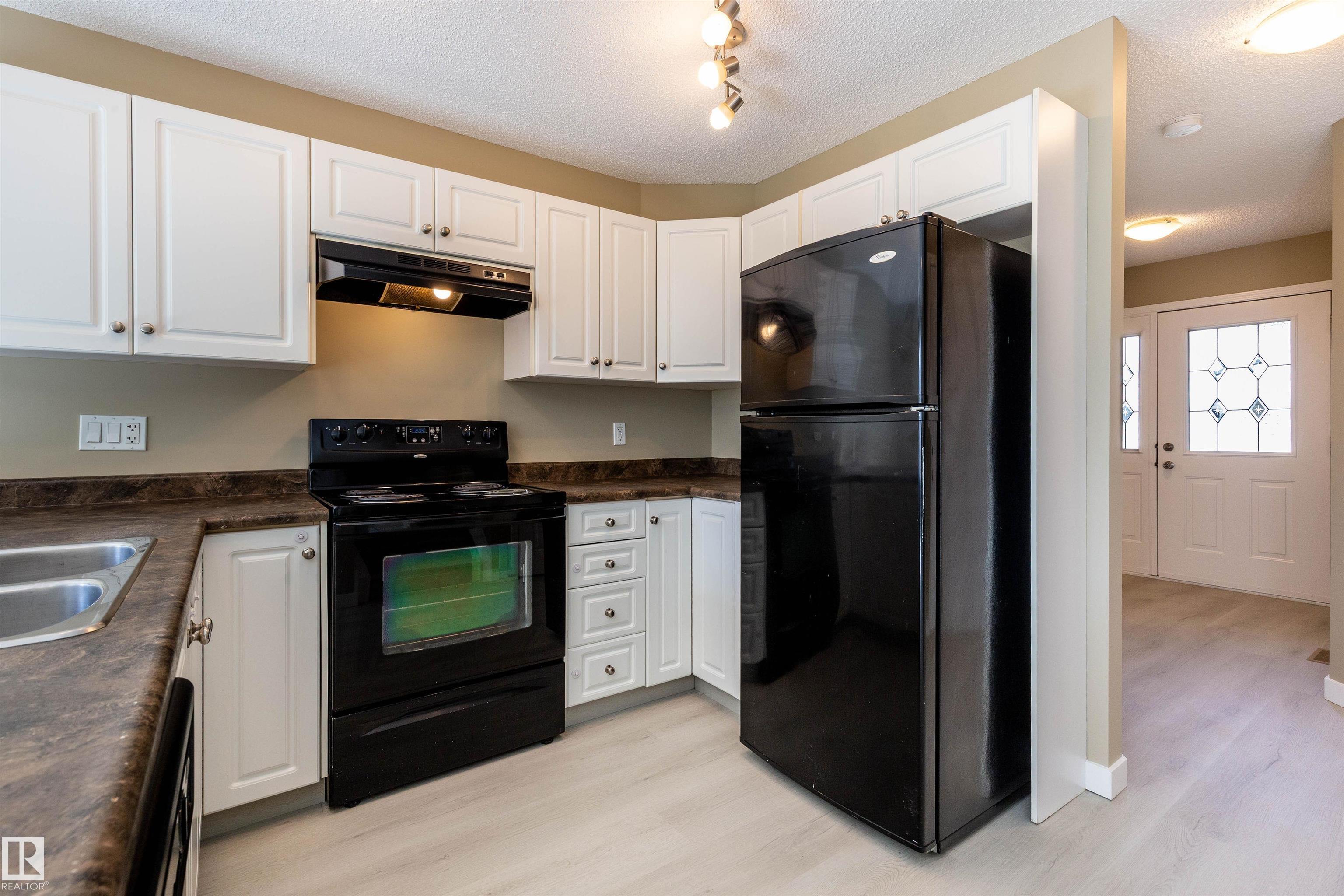Photo 8 at 116 - 5001 62 Street, Eaglemont Heights, Beaumont