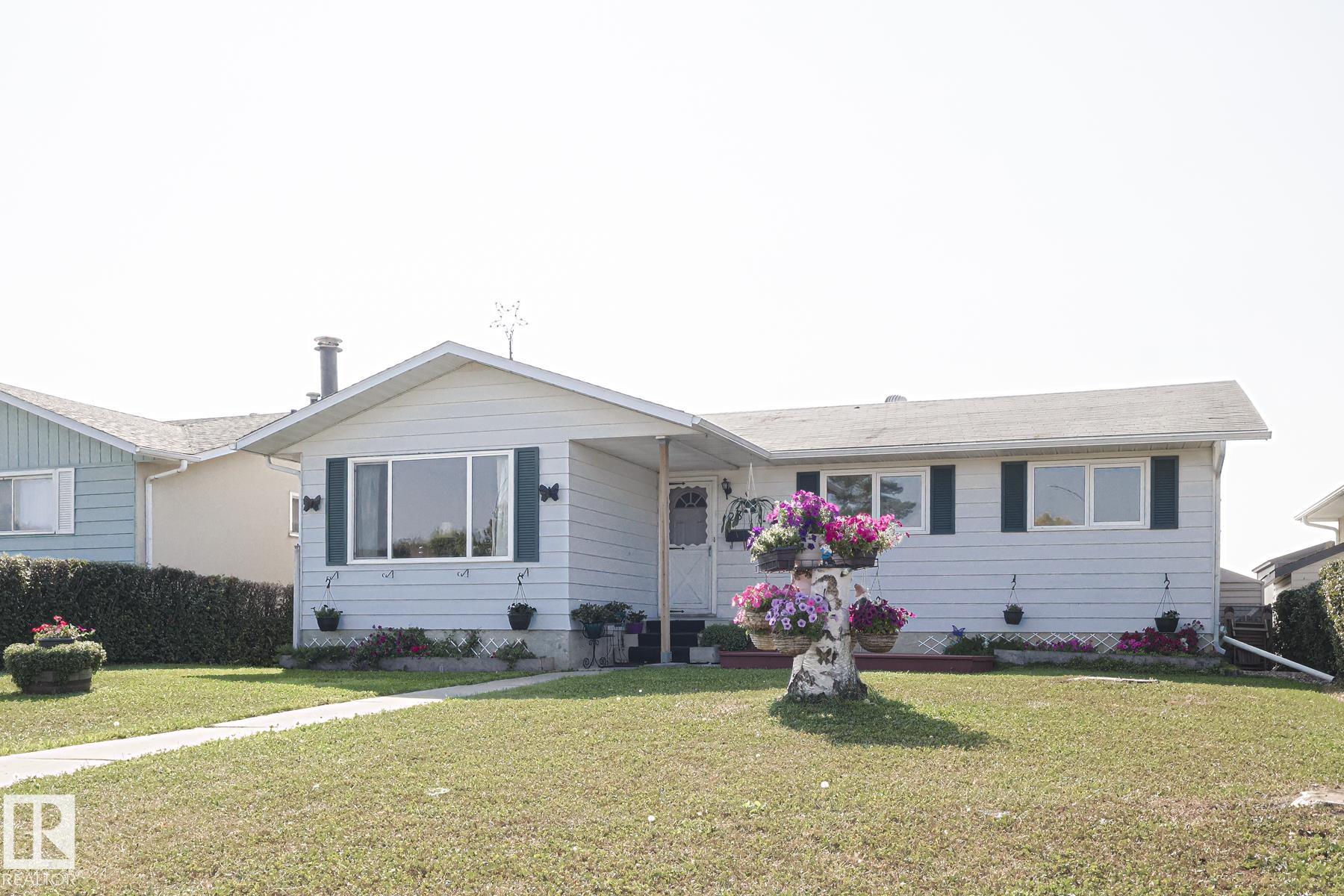 128 Camelot Avenue, Corinthia Park, Leduc 