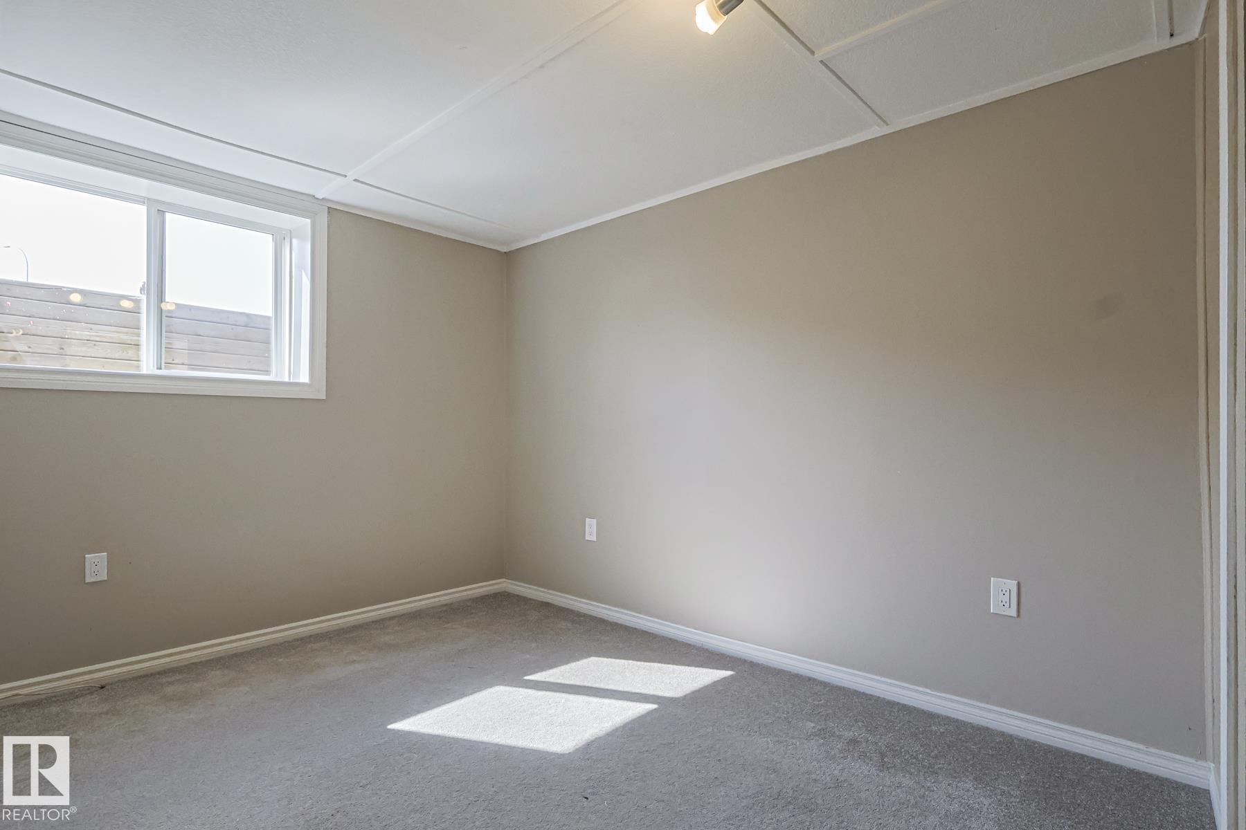 Photo 30 at 128 Camelot Avenue, Corinthia Park, Leduc