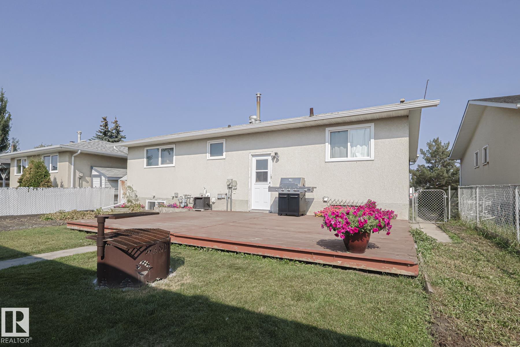 Photo 37 at 128 Camelot Avenue, Corinthia Park, Leduc