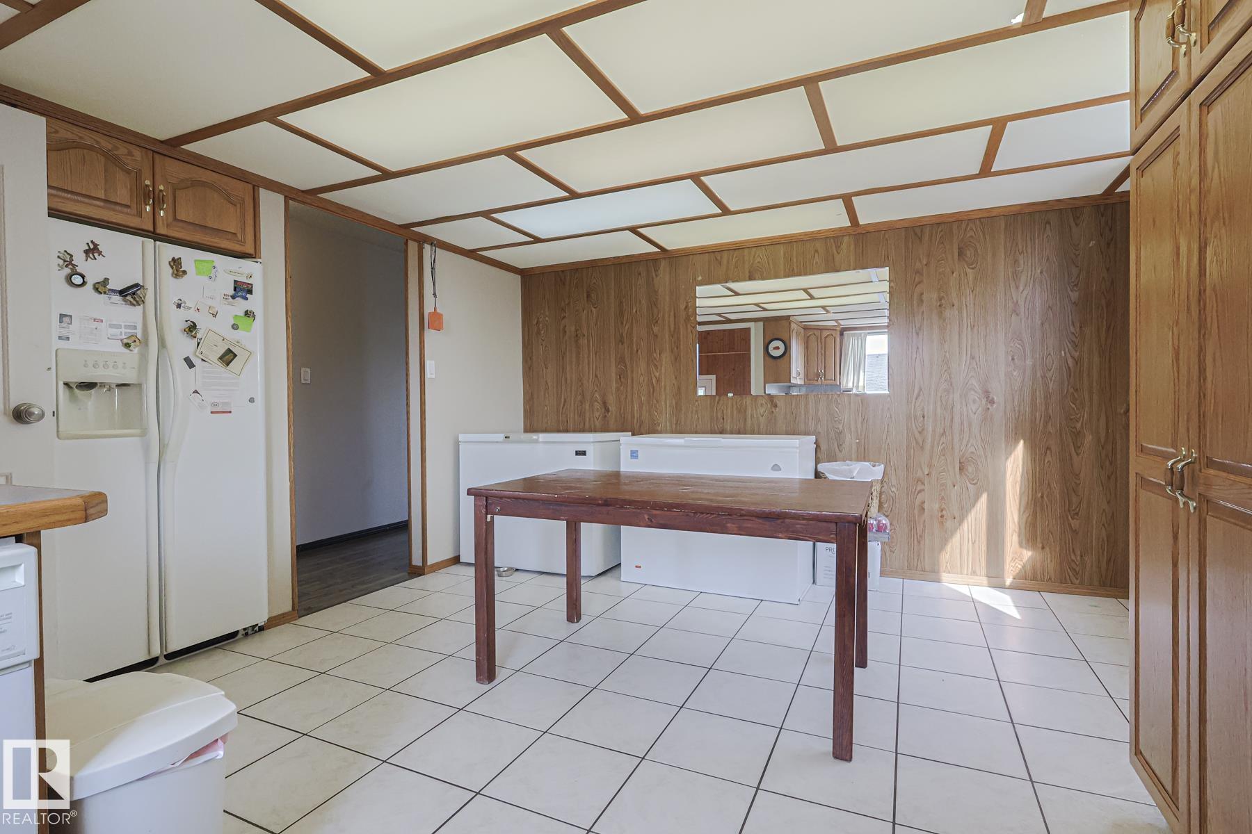 Photo 7 at 128 Camelot Avenue, Corinthia Park, Leduc